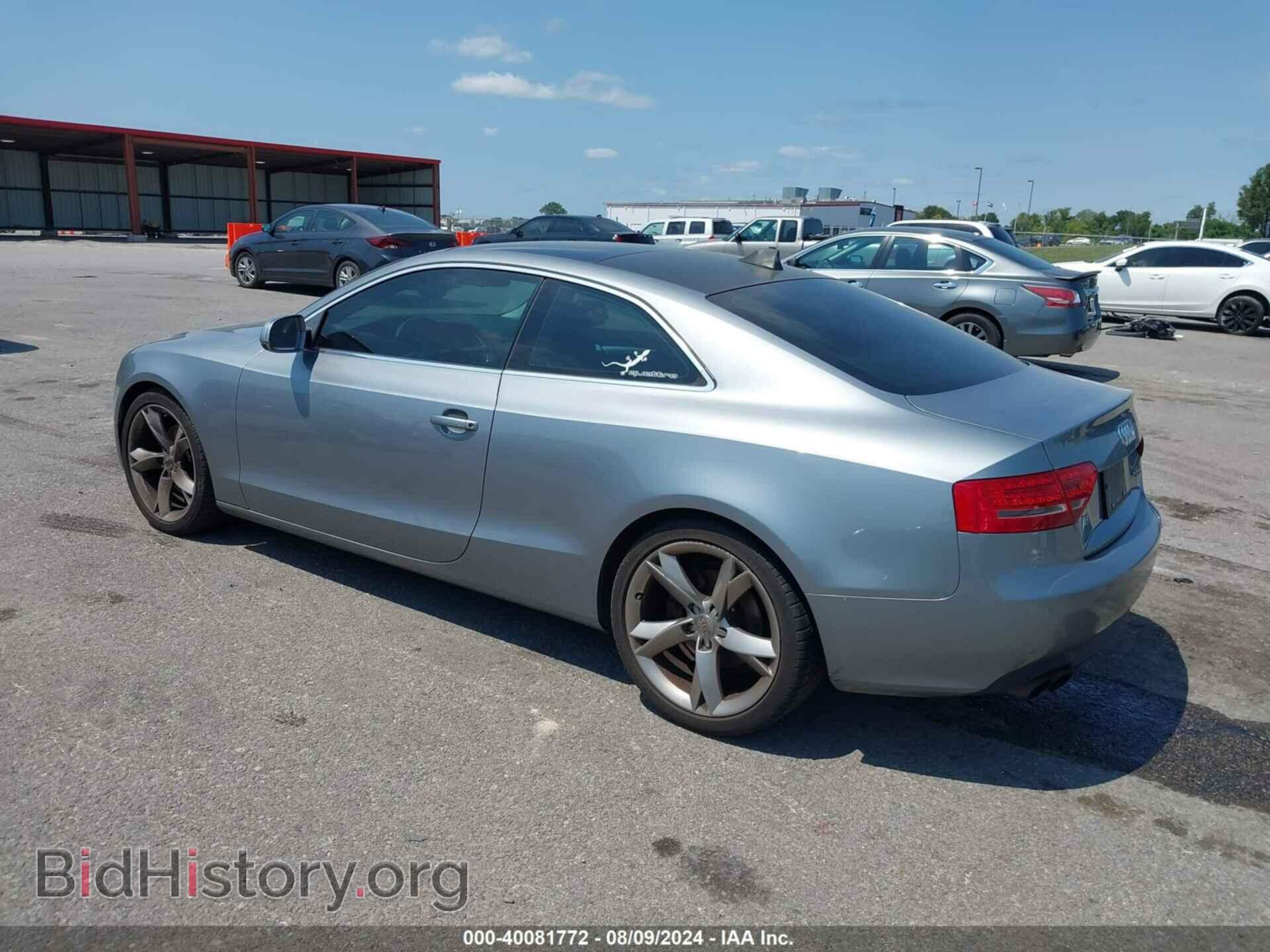 2010 AUDI A5 - VIN: WAURFAFR9AA003182 - Фото 3