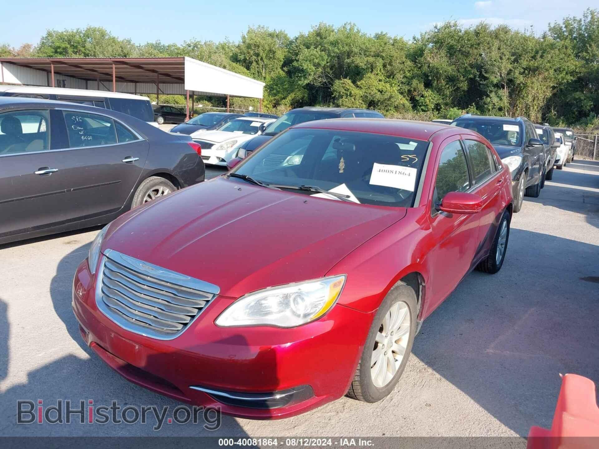 2013 CHRYSLER 200 - VIN: 1C3CCBBG6DN531842 - Фото 2