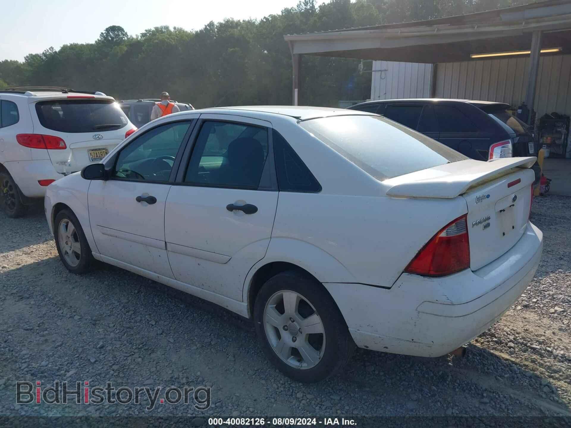 2007 FORD FOCUS - VIN: 1FAHP34N97W314555 - Фото 3