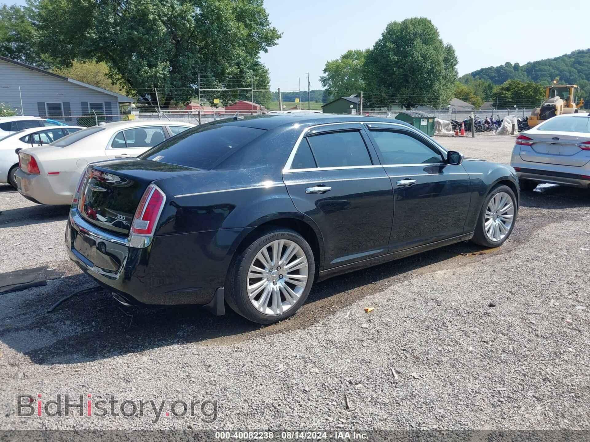 2014 CHRYSLER 300C - VIN: 2C3CCAET9EH232780 - Фото 4