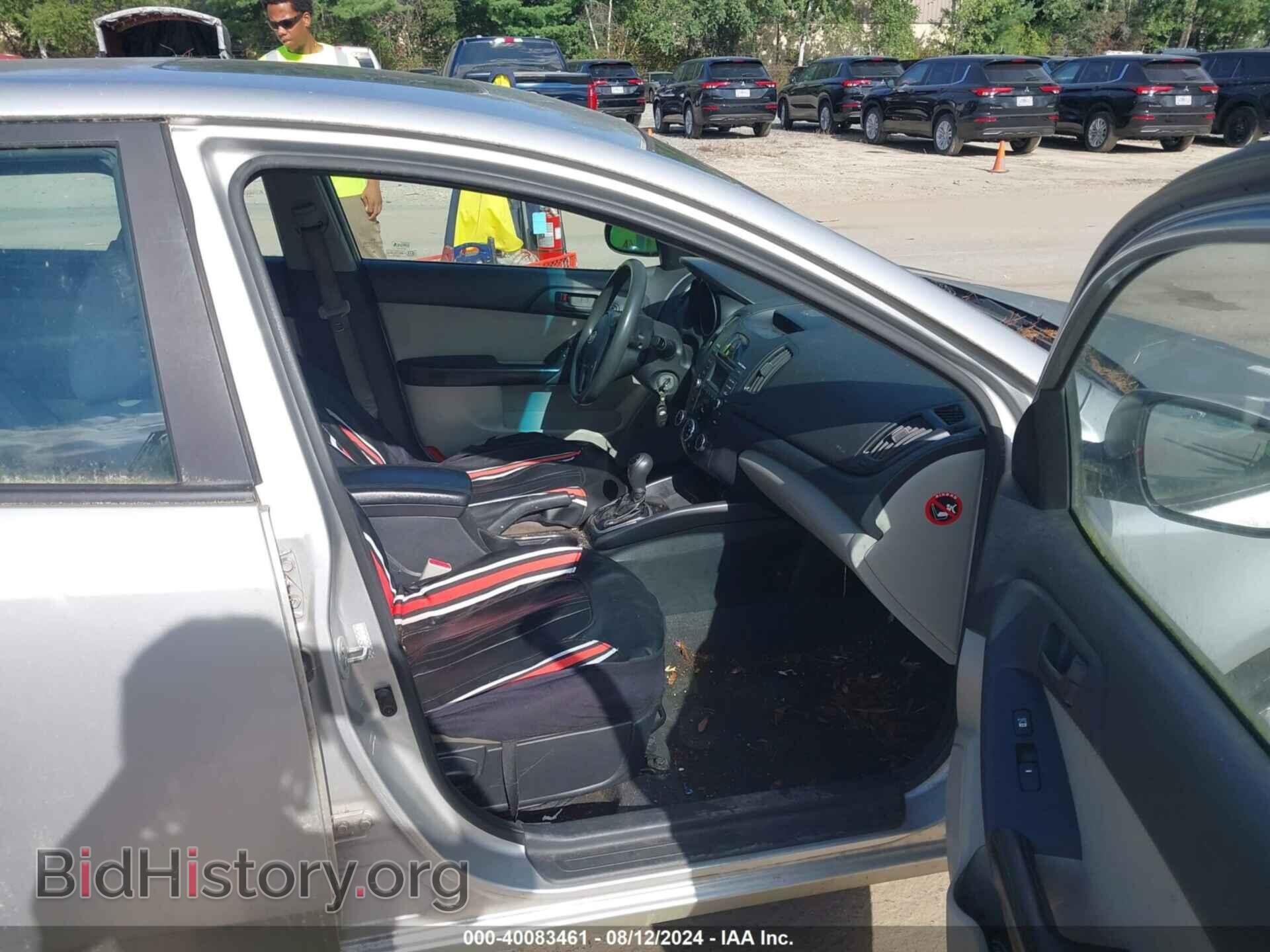 2011 KIA FORTE - VIN: KNAFU4A29B5366404 - Фото 5