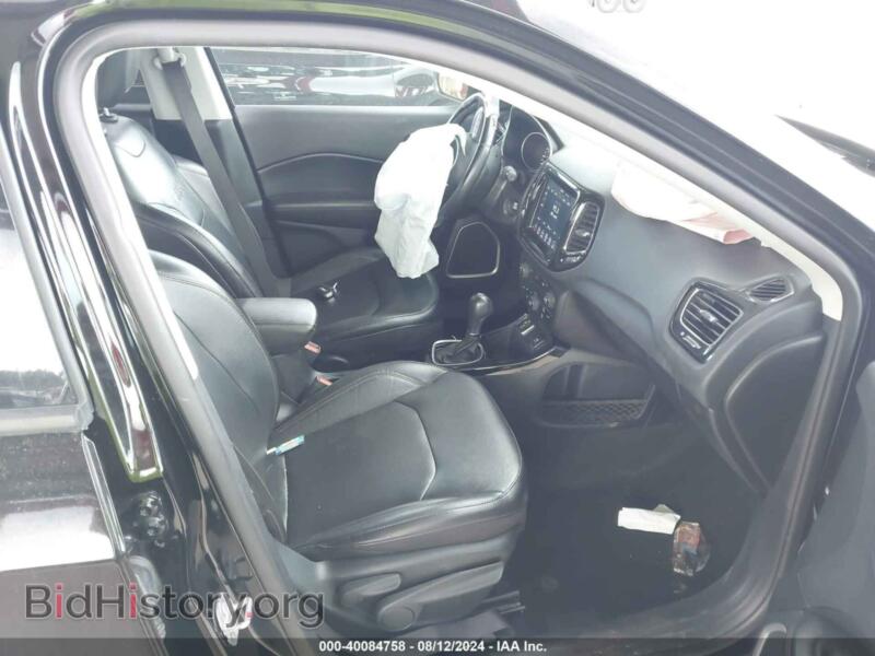 2020 Jeep COMPASS (VIN 3C4NJCCBXLT198529) — photo 5 of 16