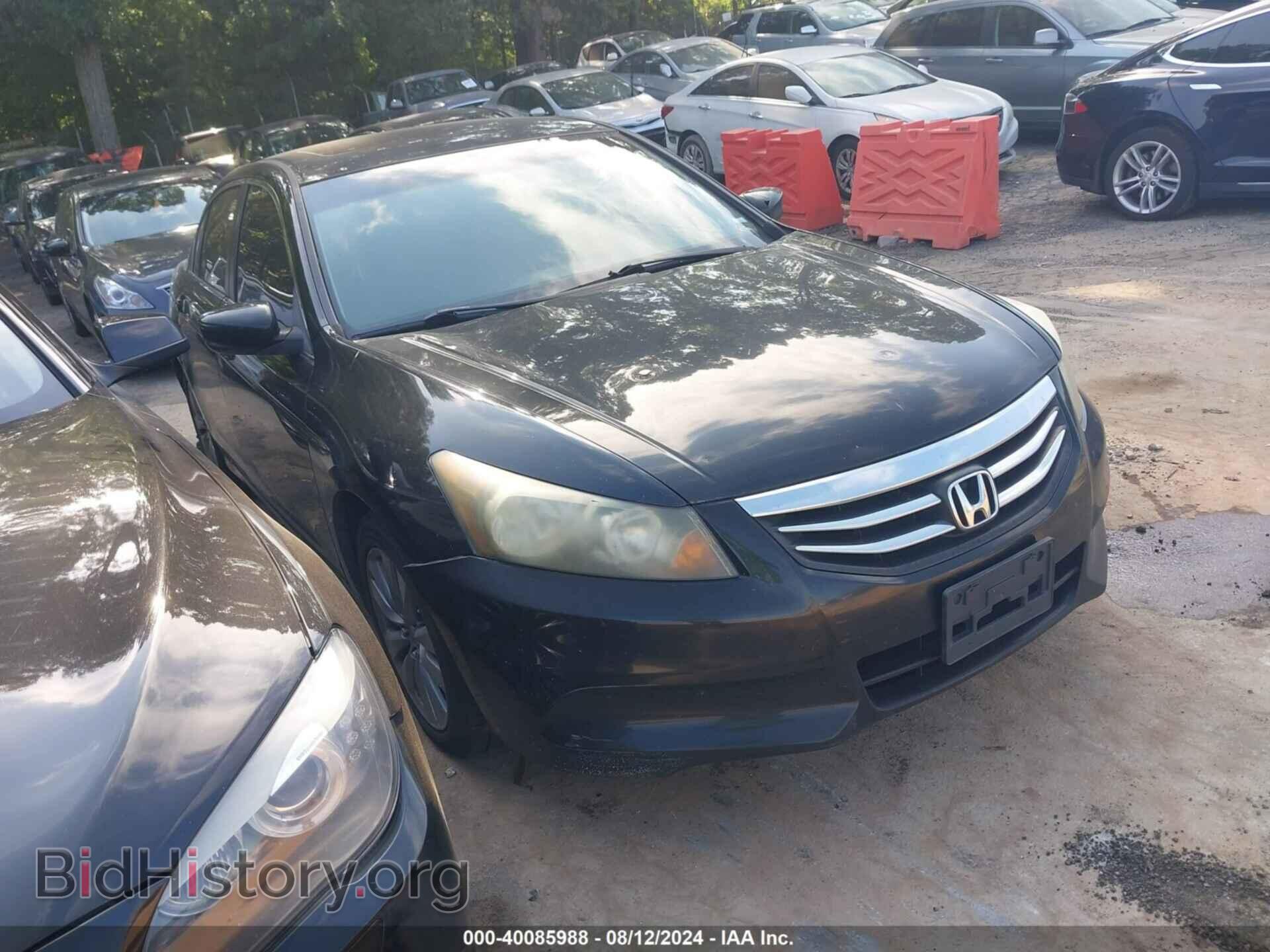 Photo 1HGCP2F73BA030584 - HONDA ACCORD 2011