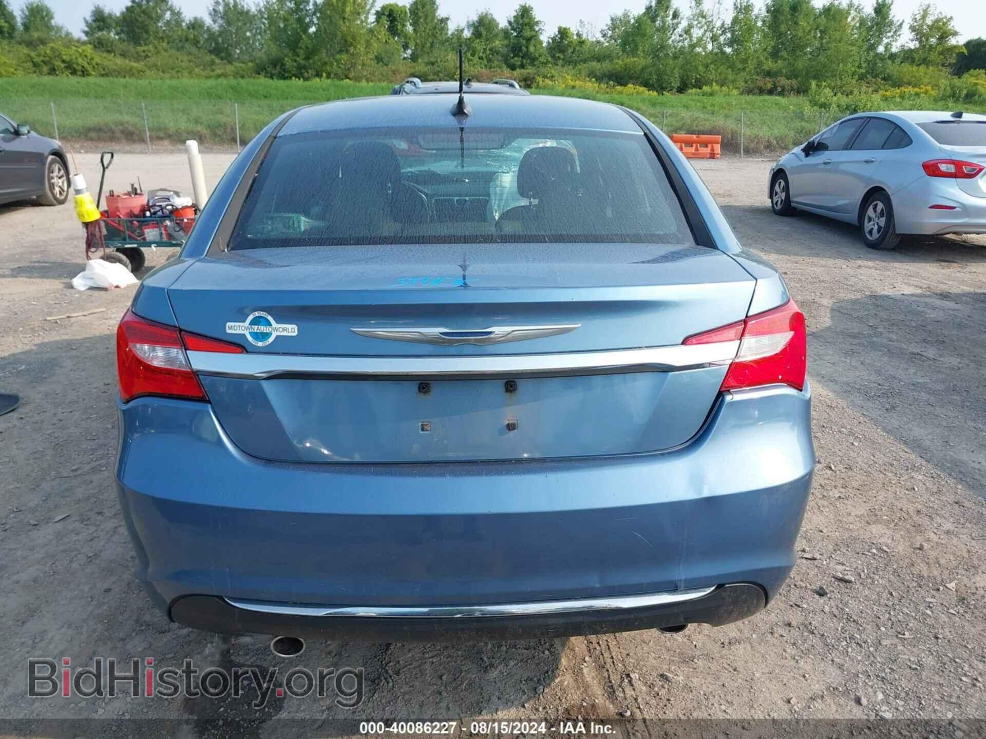 2011 CHRYSLER 200 - VIN: 1C3BC1FGXBN555655 - Фото 17