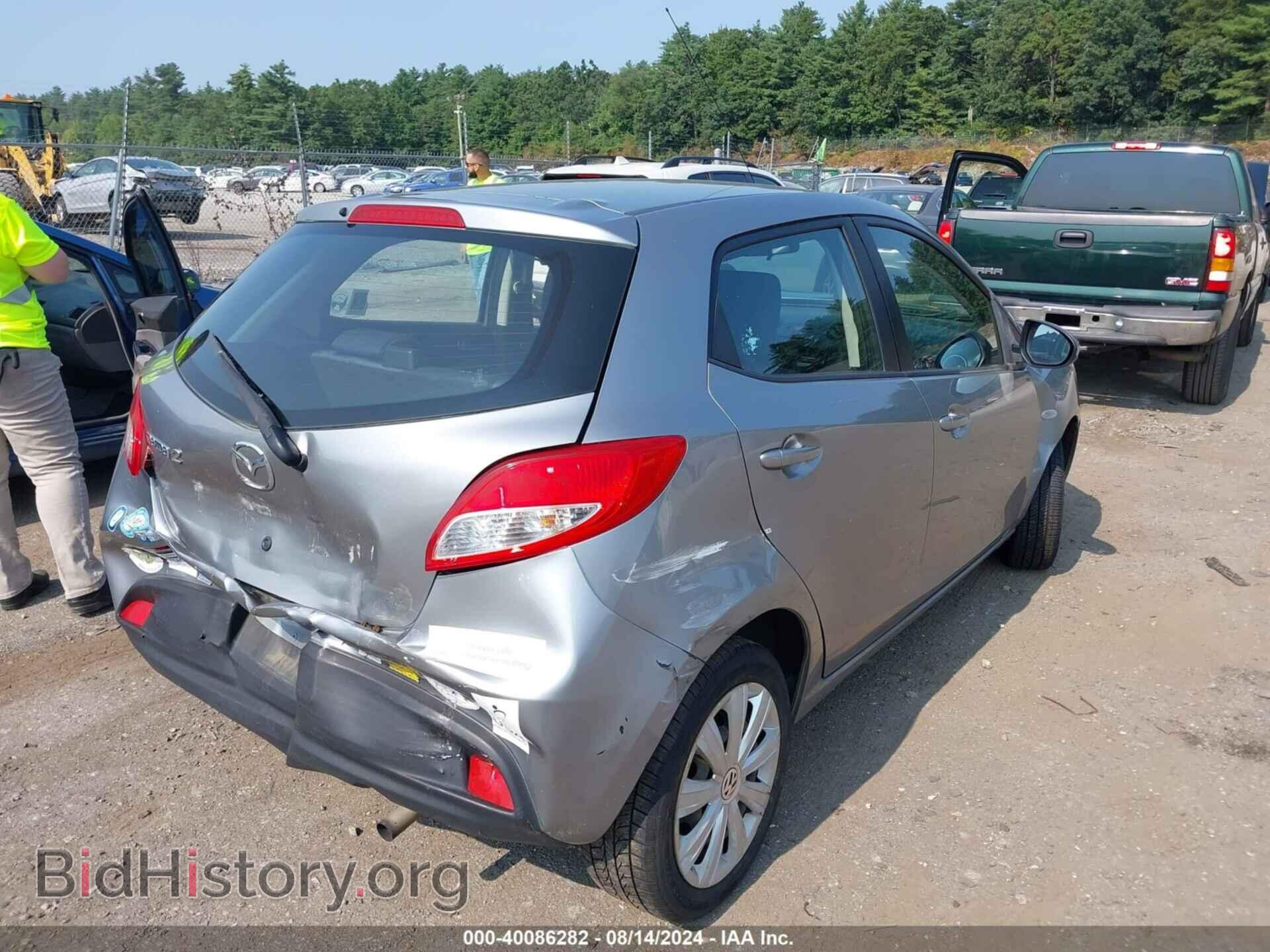 2014 MAZDA MAZDA2 - VIN: JM1DE1KZ8E0182512 - Фото 4