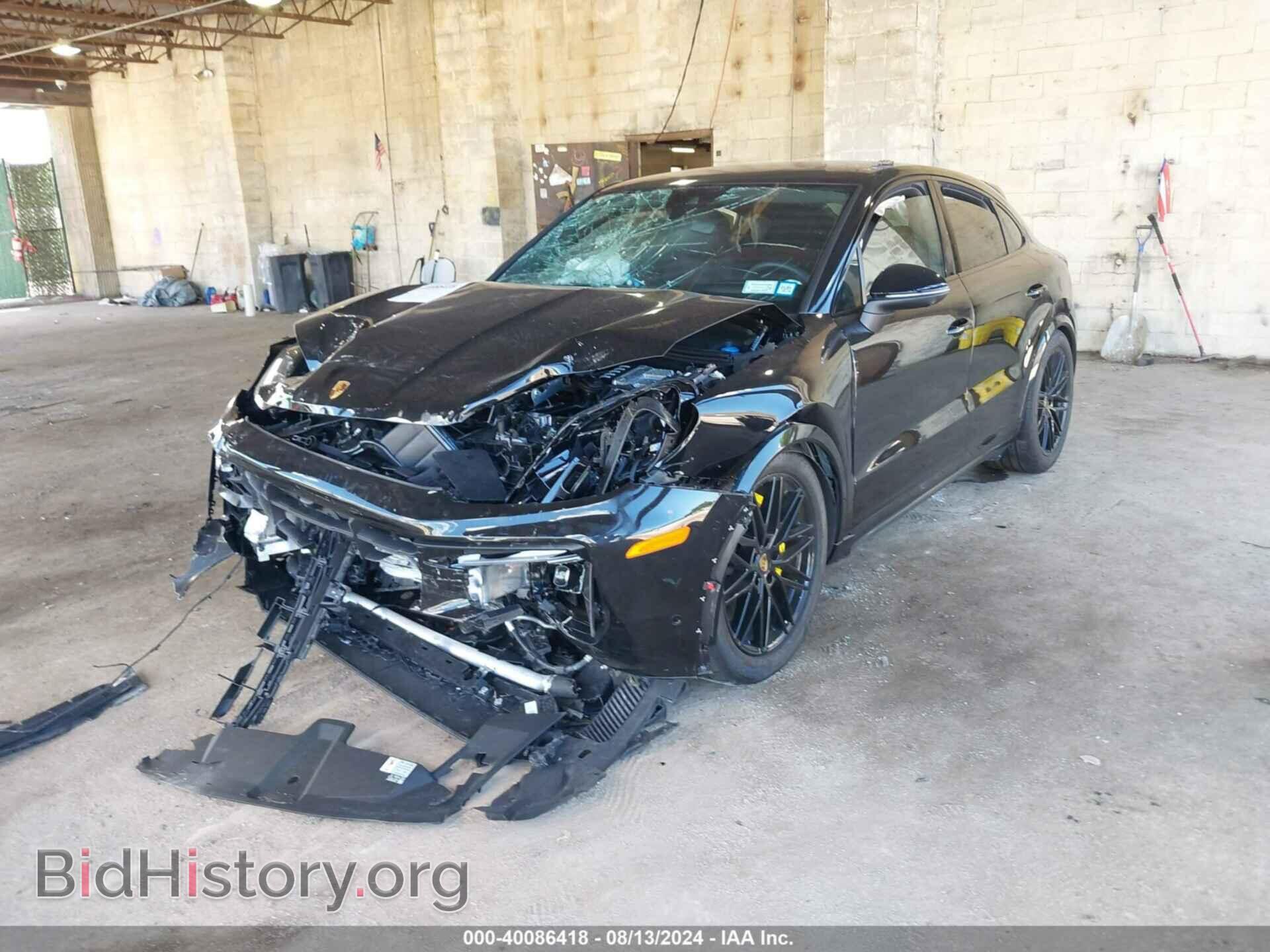 2024 PORSCHE CAYENNE COUPE - VIN: WP1BA2AY3RDA52619 - Photo 2