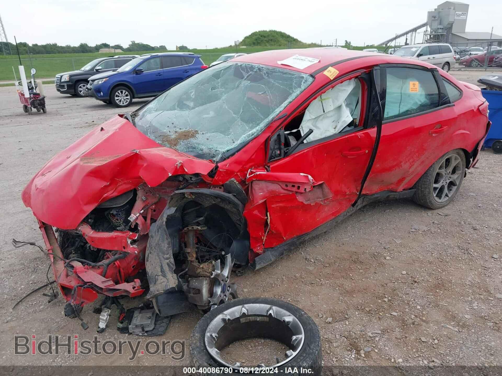 2014 FORD FOCUS - VIN: 1FADP3F21EL331026 - Photo 2