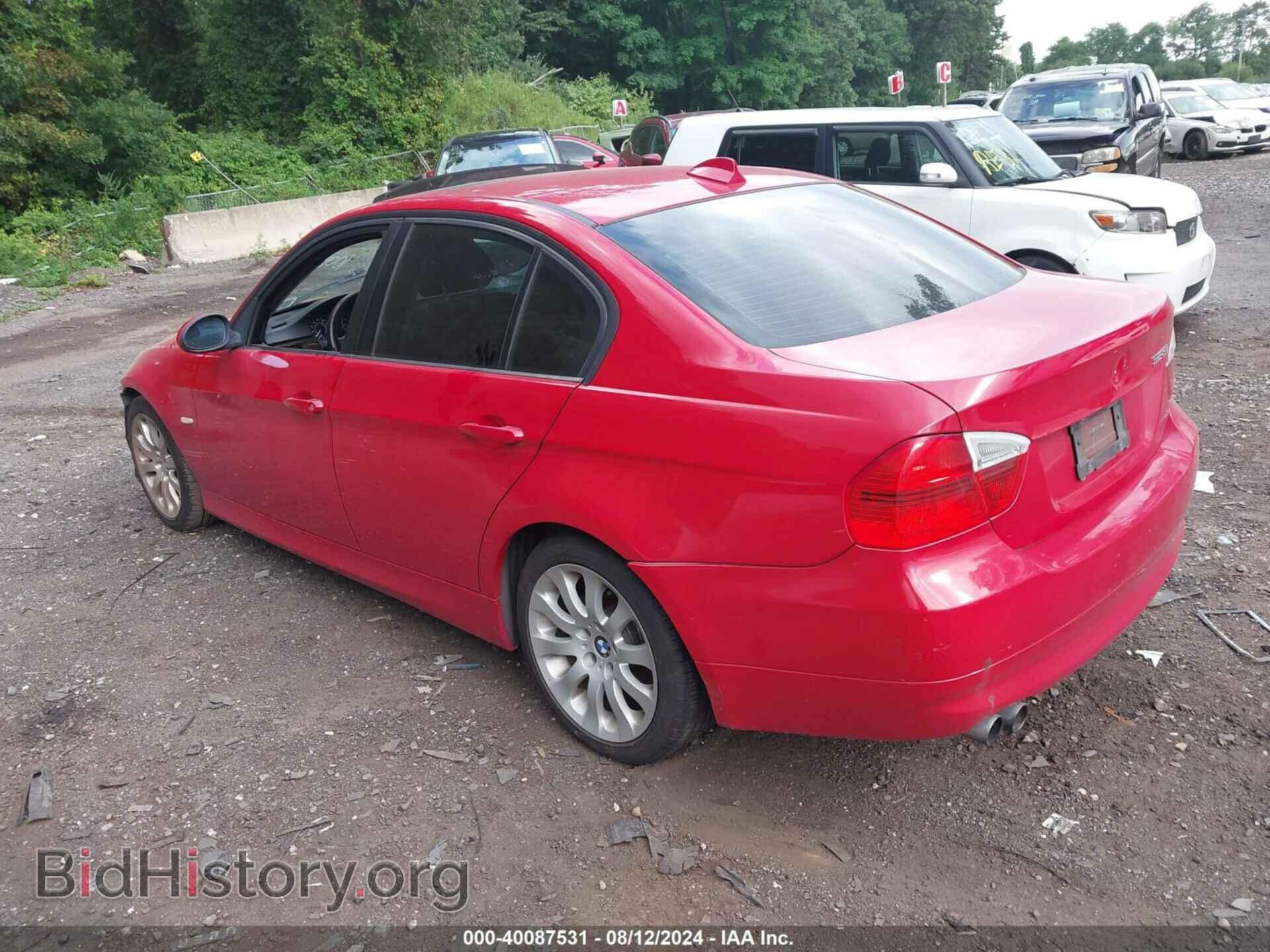 2007 BMW 328I - VIN: WBAVA37547NE28219 - Фото 3