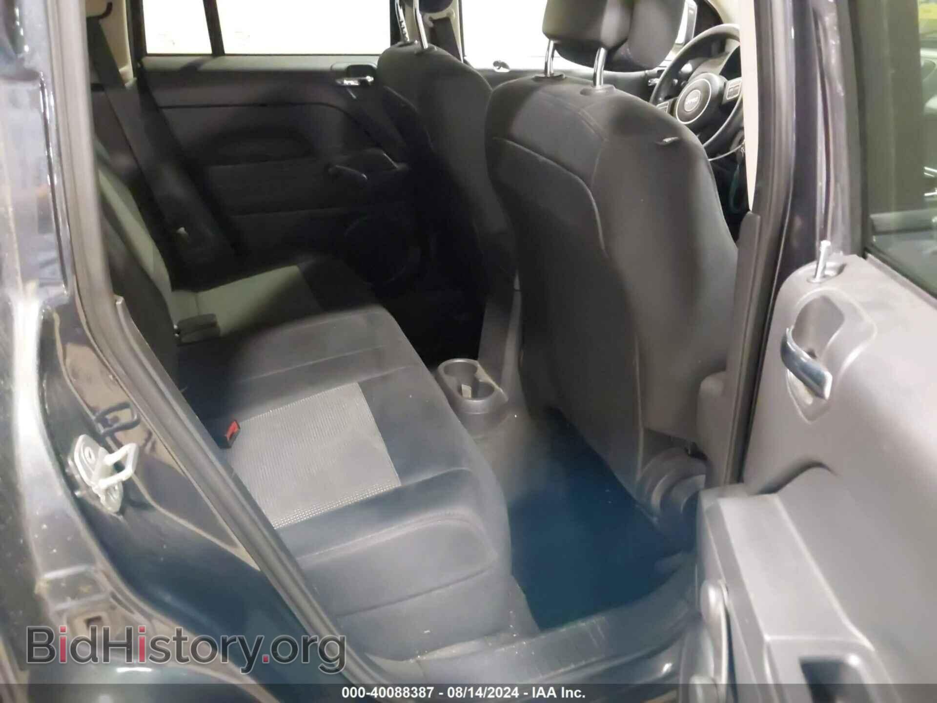 2014 JEEP COMPASS - VIN: 1C4NJDBB2ED703186 - Photo 8