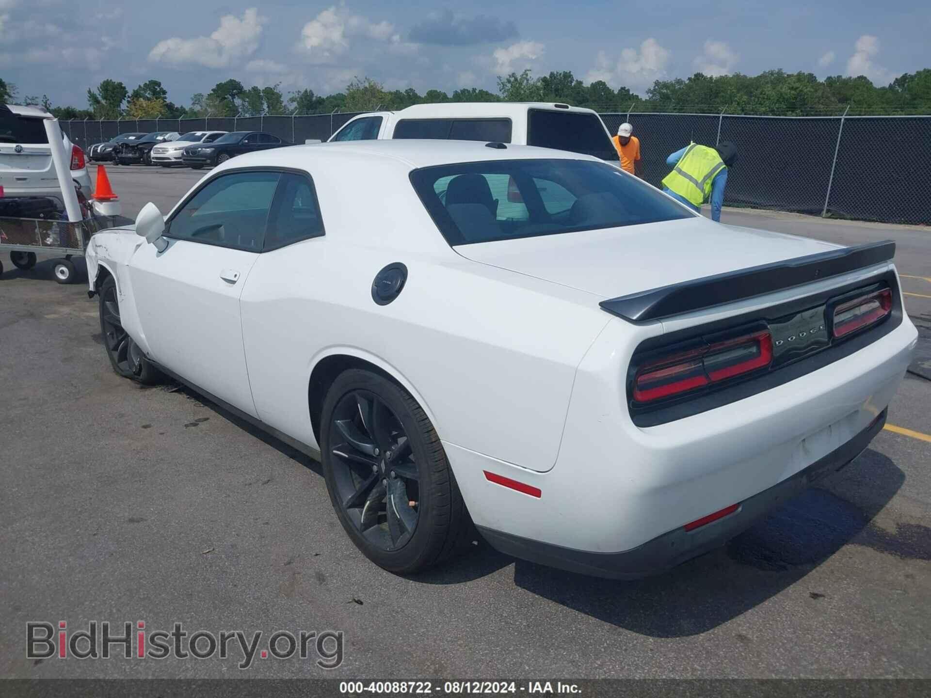 2018 DODGE CHALLENGER - VIN: 2C3CDZAG8JH288093 - Фото 3