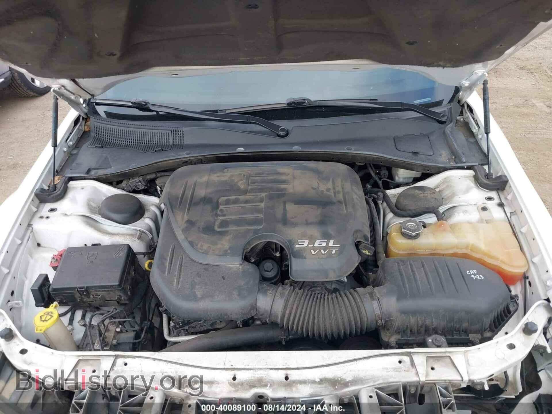 2013 CHRYSLER 300C - VIN: 2C3CCAEG3DH556535 - Фото 10