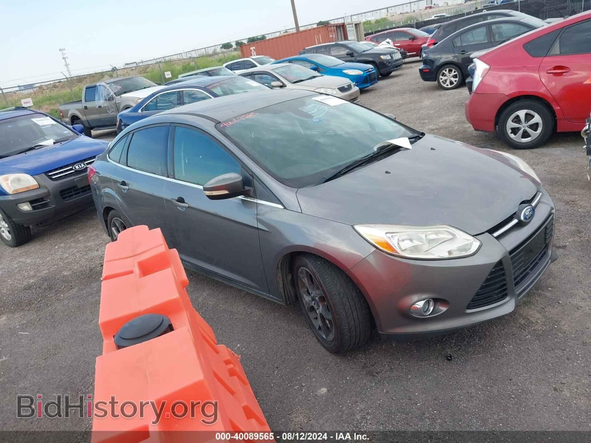 Фотография 1FAHP3H21CL174268 - FORD FOCUS 2012