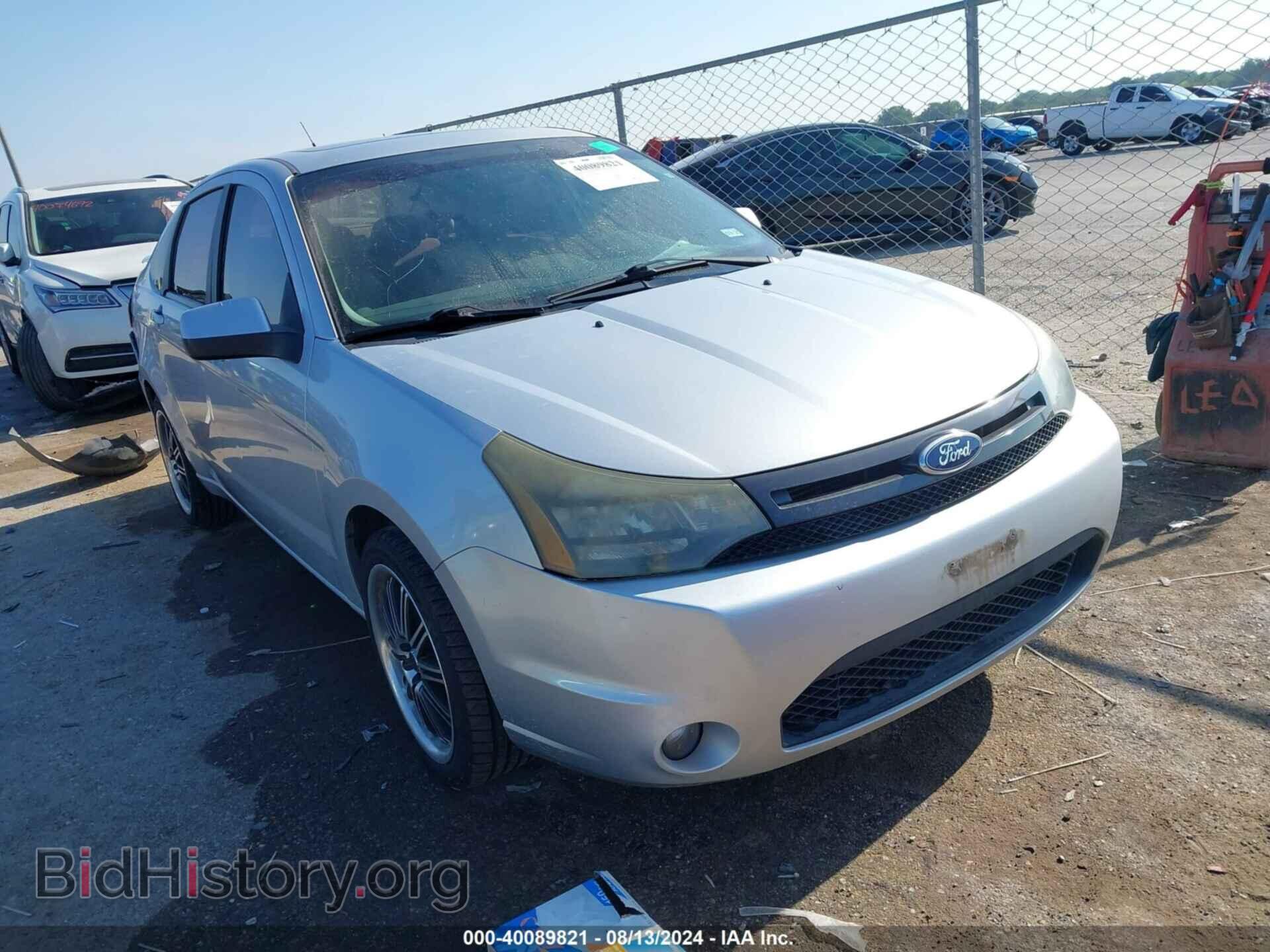 Photo 1FAHP3GN3BW135884 - FORD FOCUS 2011
