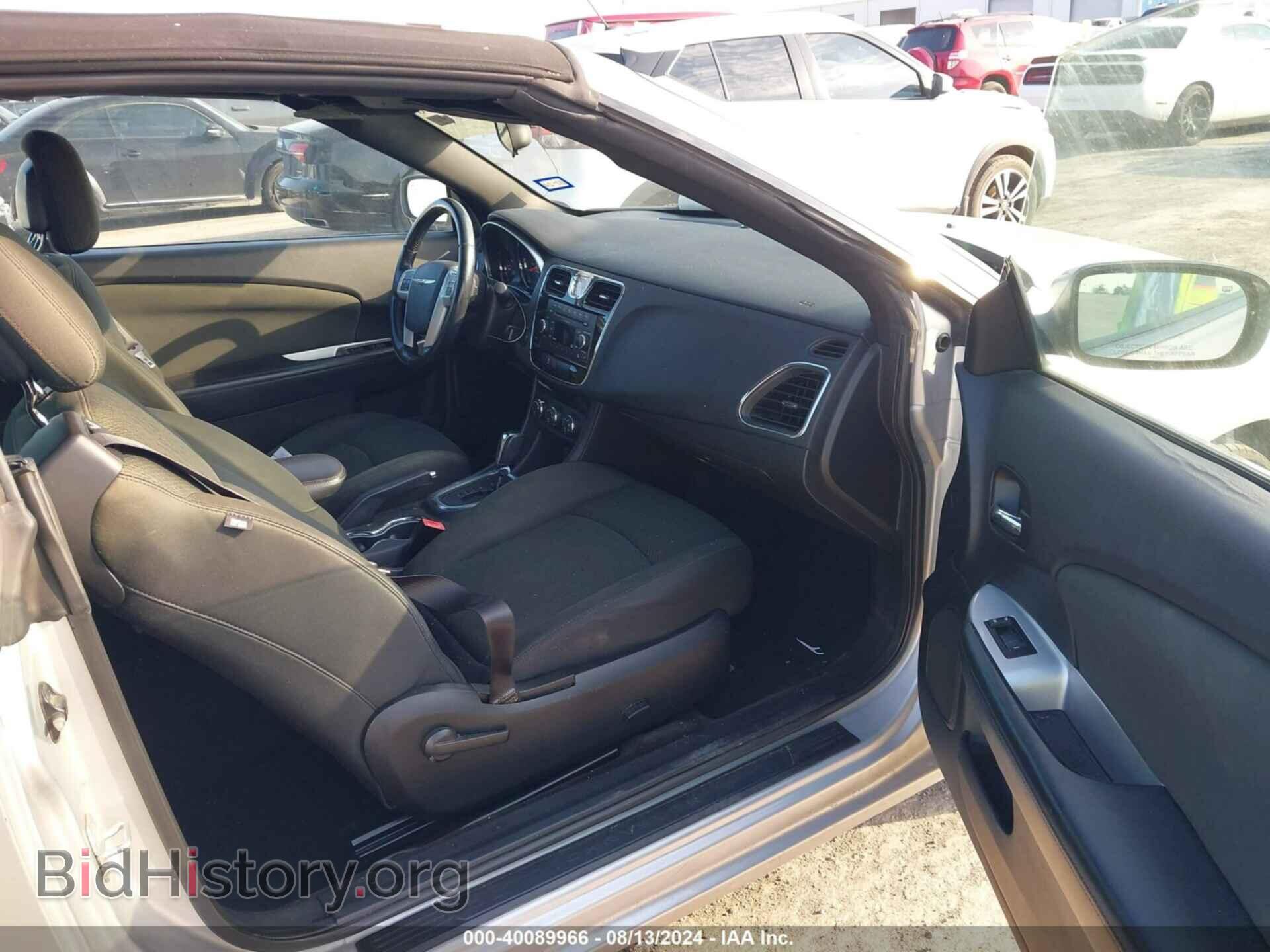 2011 CHRYSLER 200 - VIN: 1C3BC2EGXBN620530 - Фото 5