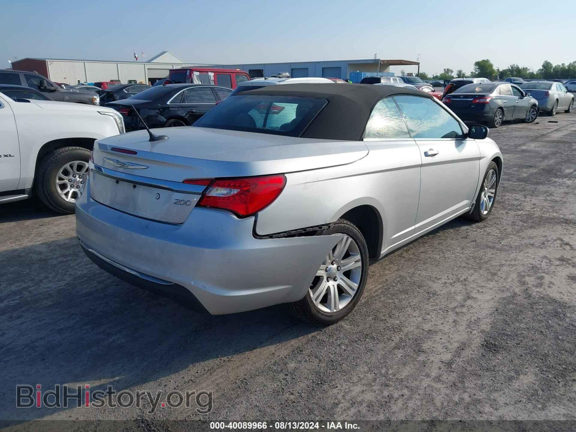2011 CHRYSLER 200 - VIN: 1C3BC2EGXBN620530 - Фото 6