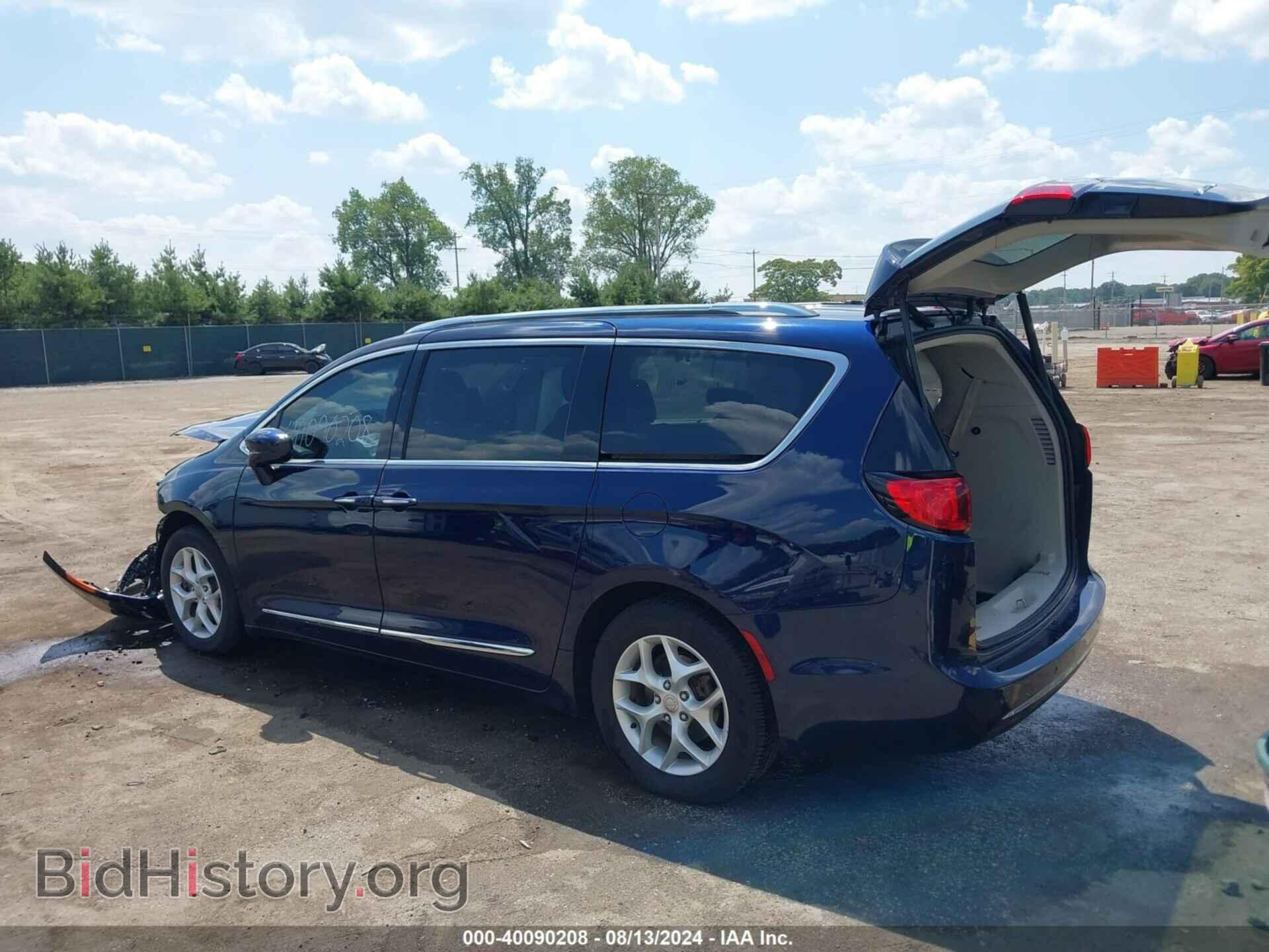 2018 CHRYSLER PACIFICA - VIN: 2C4RC1EG9JR157253 - Фото 3