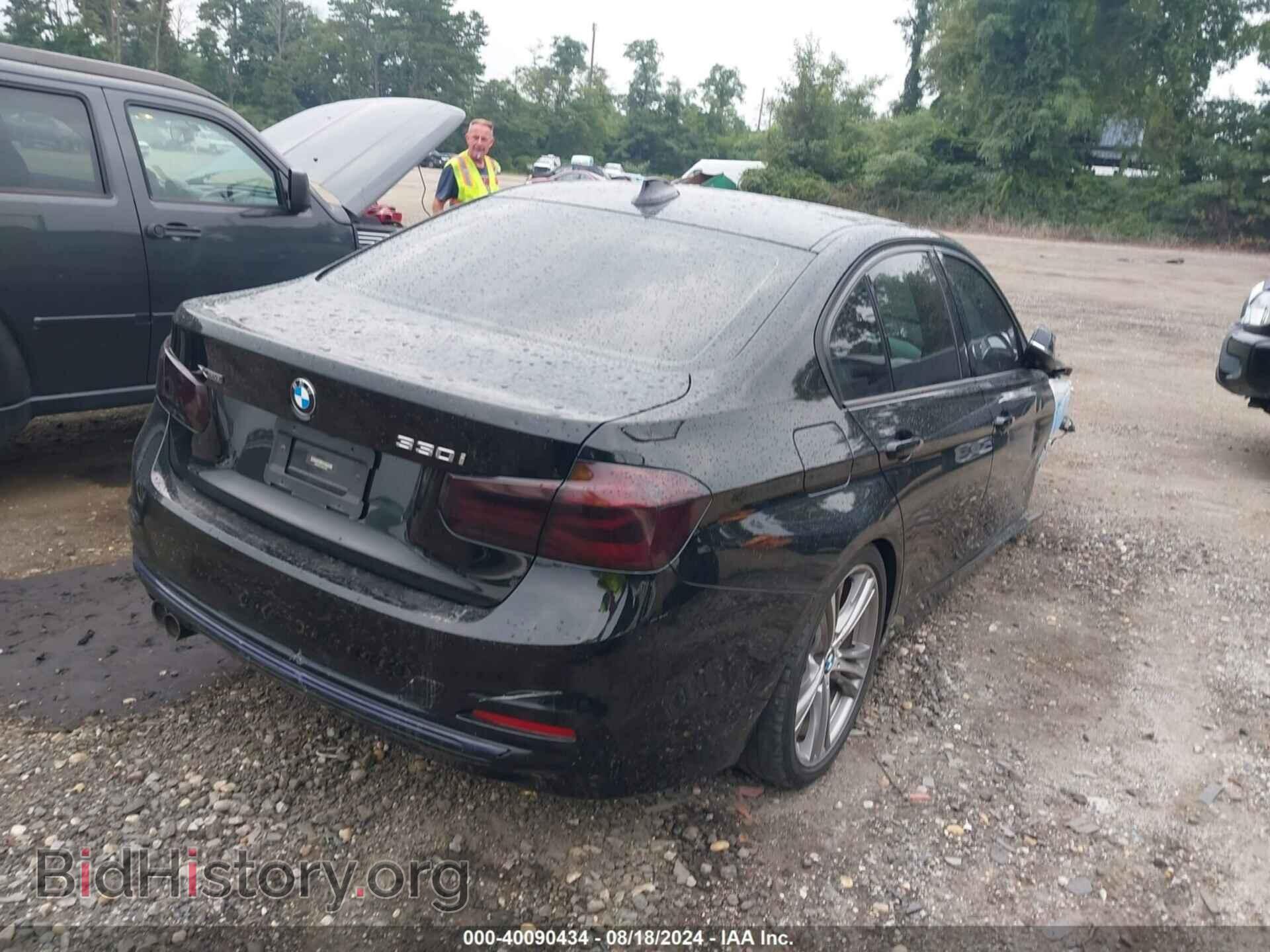 2018 BMW 330I - VIN: WBA8D9C54JEM31803 - Фото 4