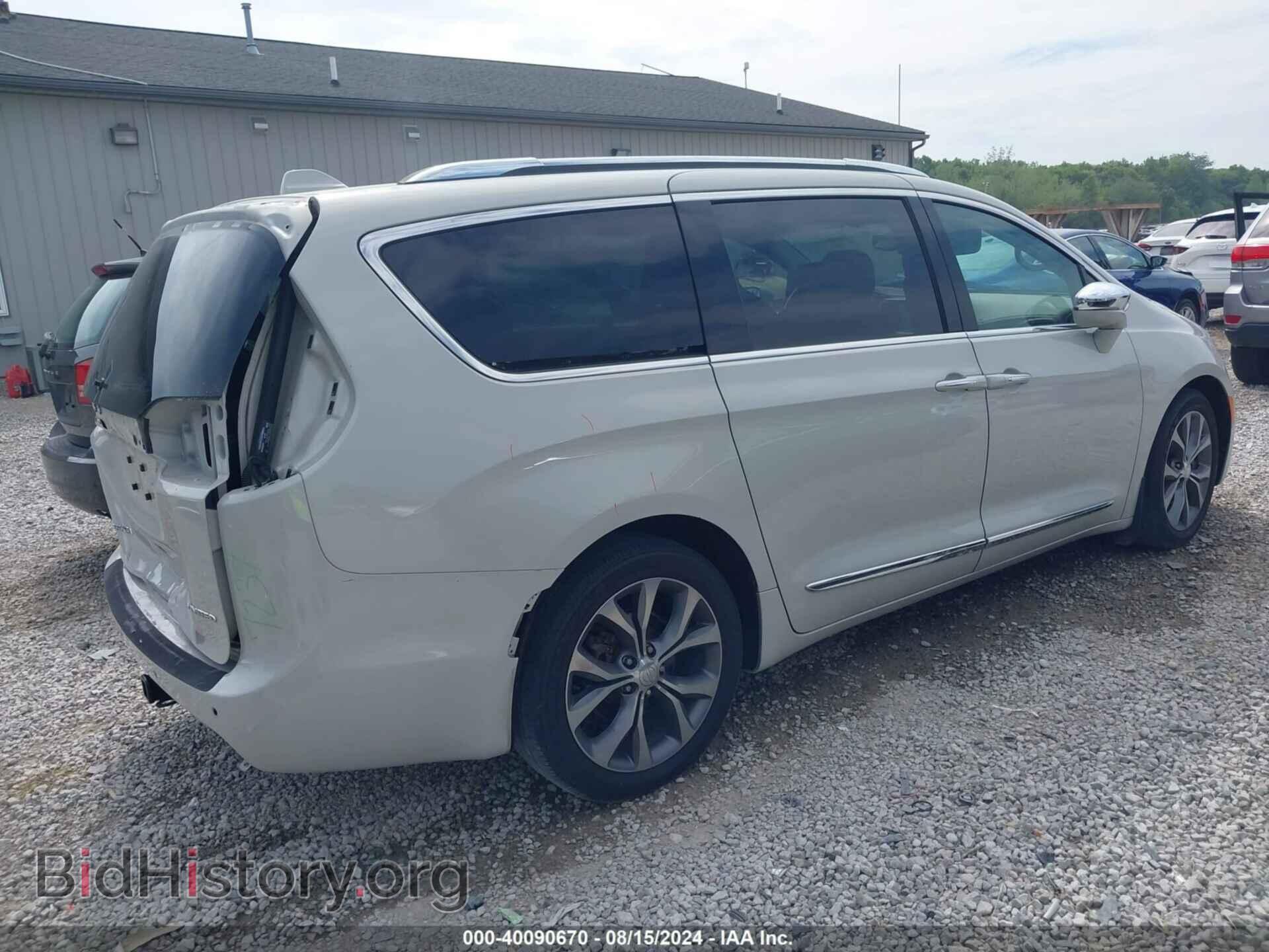 2017 CHRYSLER PACIFICA - VIN: 2C4RC1GGXHR650656 - Фото 4