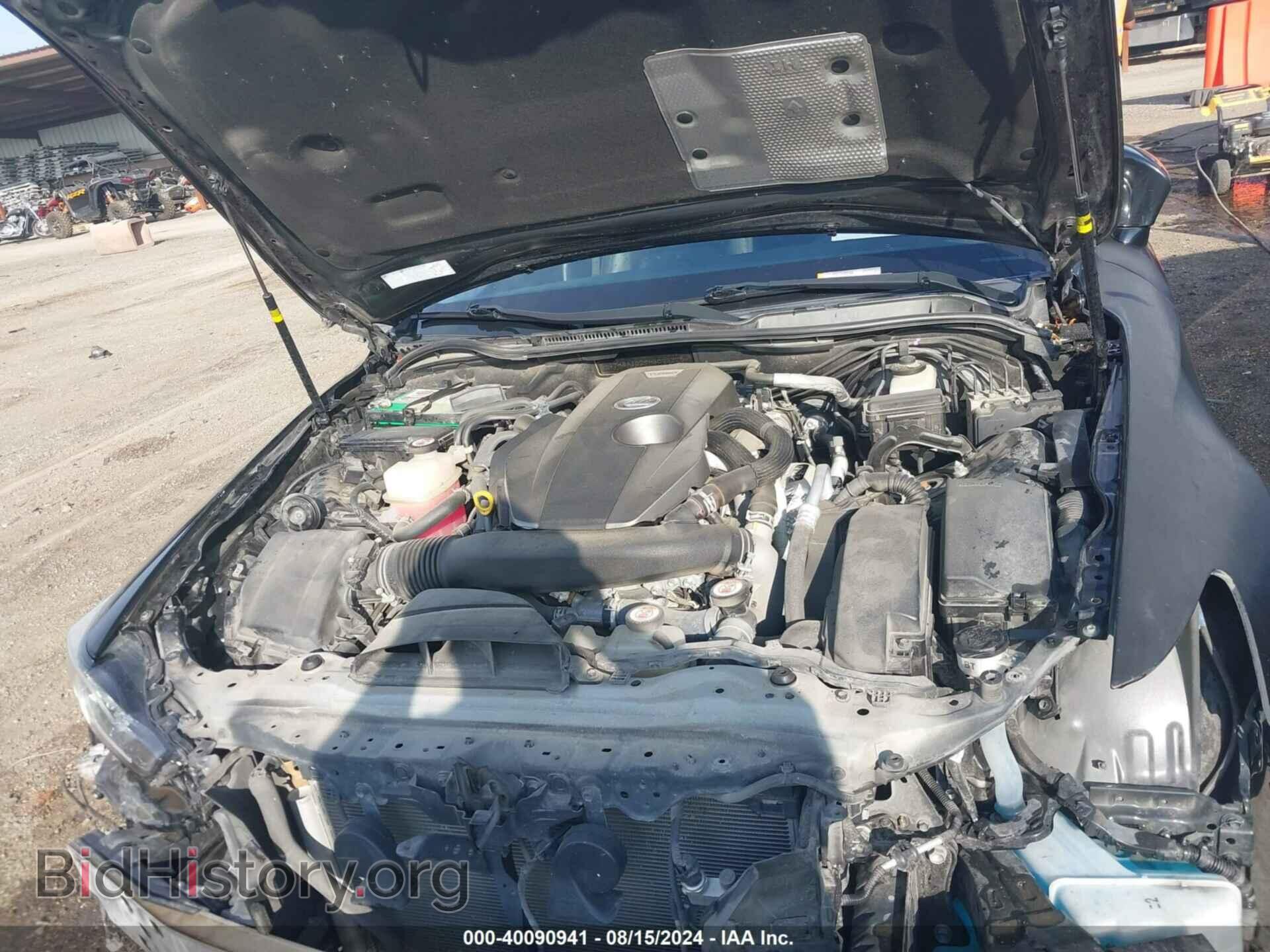 2017 LEXUS IS 200T - VIN: JTHBA1D29H5055325 - Фото 10