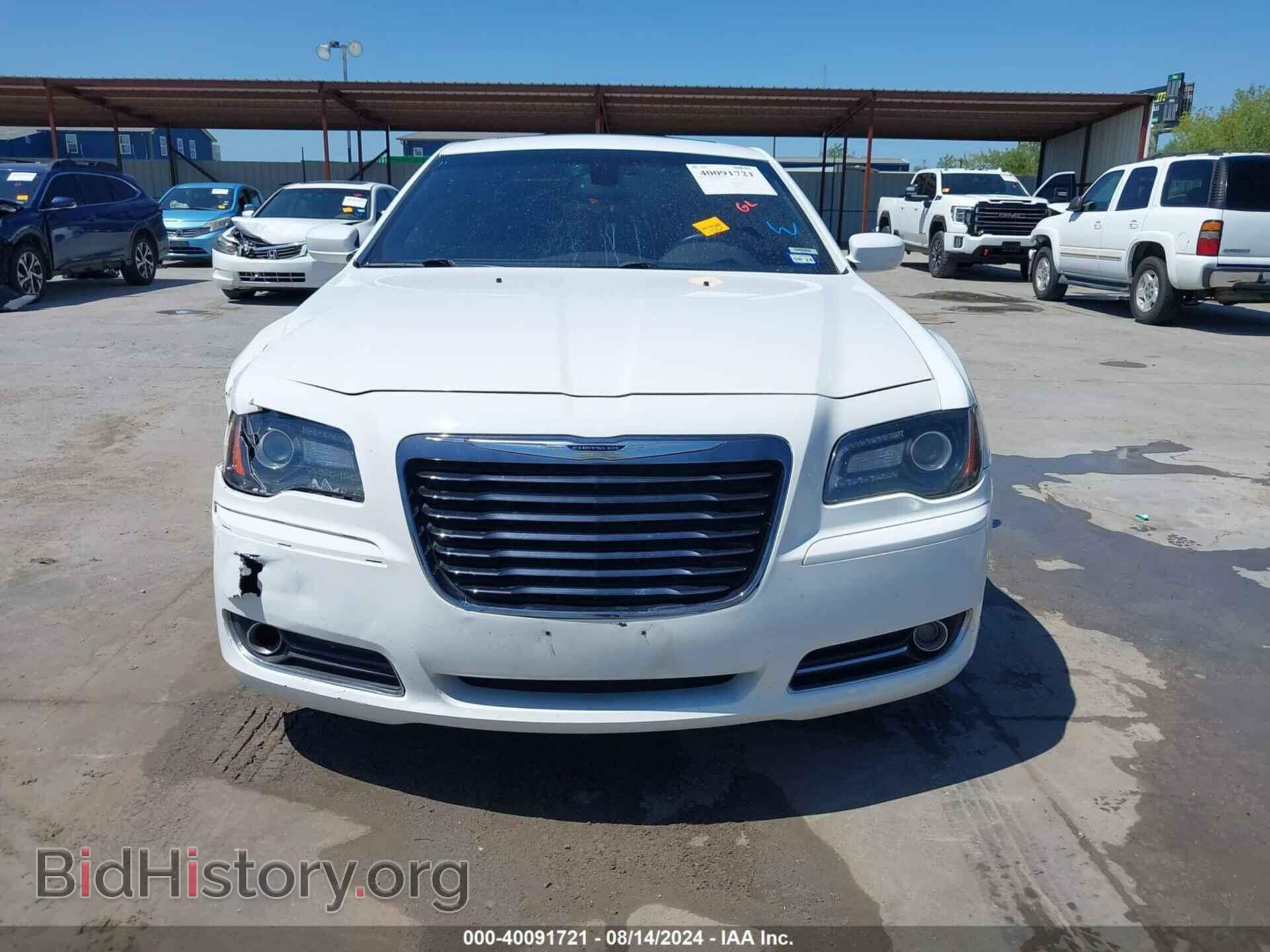 2014 CHRYSLER 300 - VIN: 2C3CCAGG9EH287780 - Фото 12