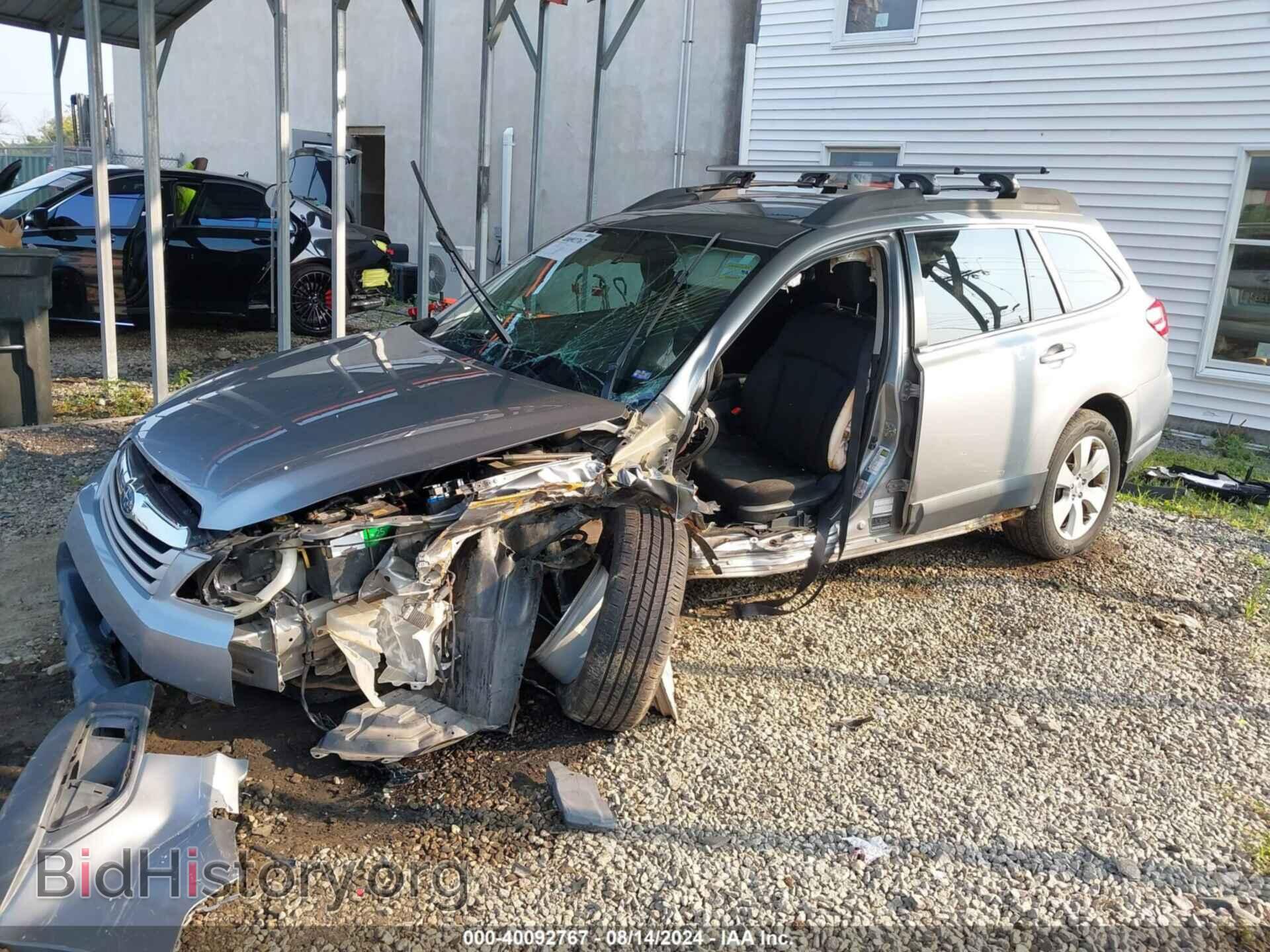 2011 SUBARU OUTBACK - VIN: 4S4BRBGC2B3326678 - Фото 2