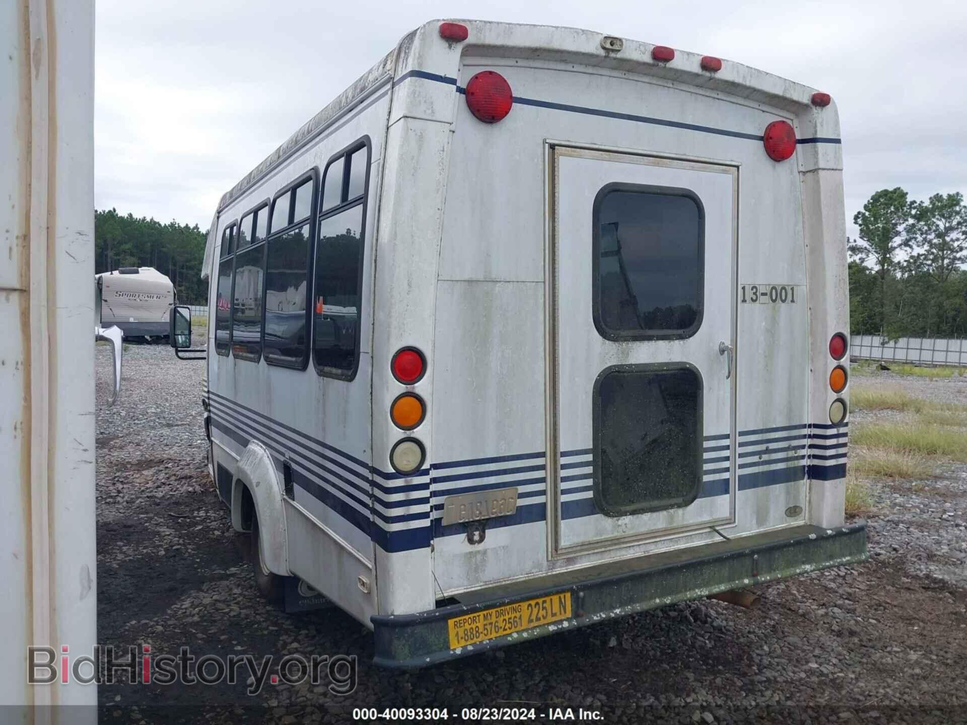 2008 FORD E-350 CUTAWAY - VIN: 1FD3E35S88DA42863 - Фото 3