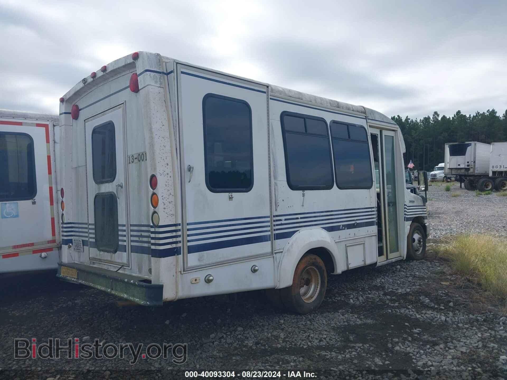 2008 FORD E-350 CUTAWAY - VIN: 1FD3E35S88DA42863 - Фото 4