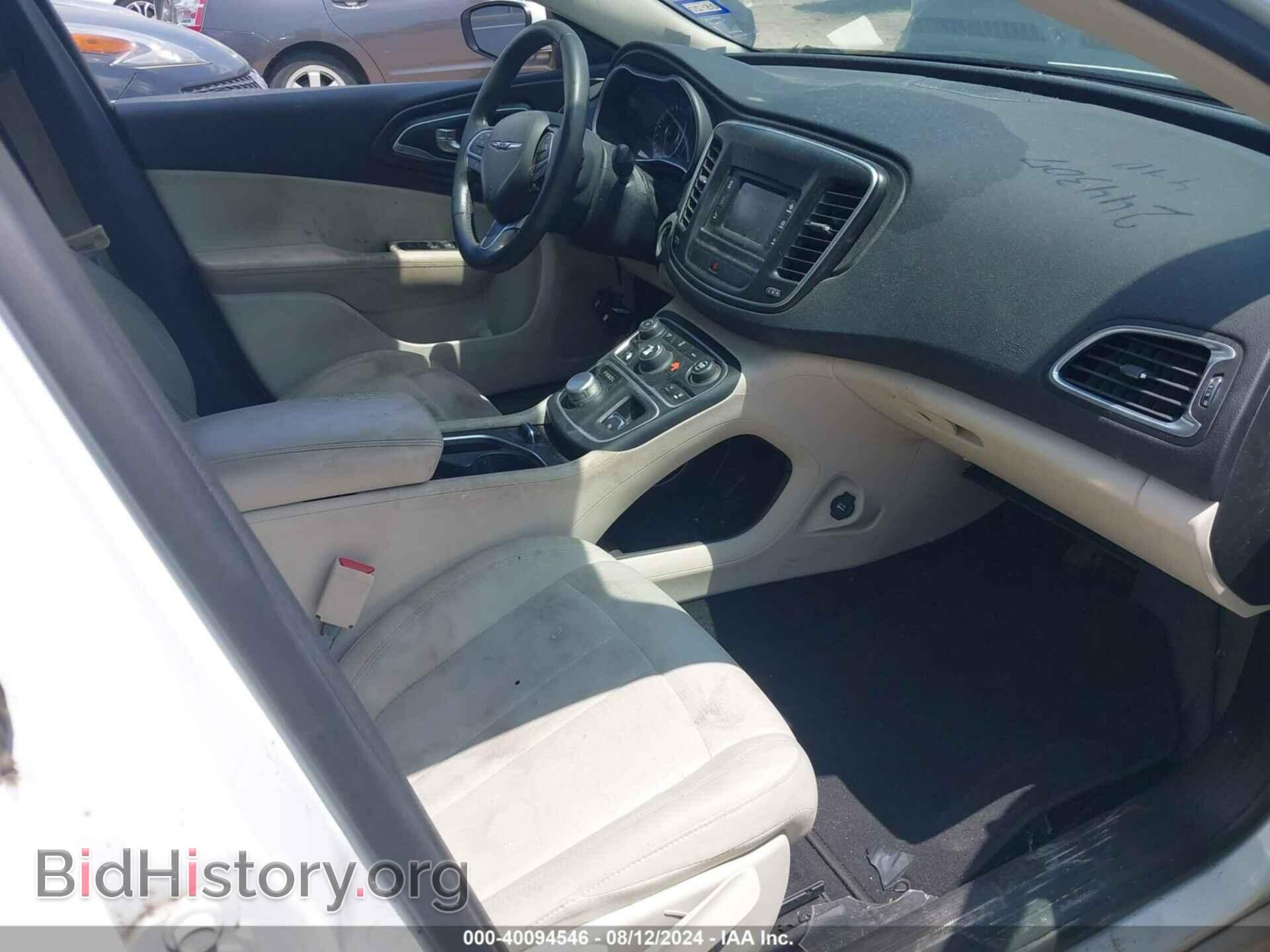 2016 CHRYSLER 200 - VIN: 1C3CCCAB7GN131403 - Фото 5