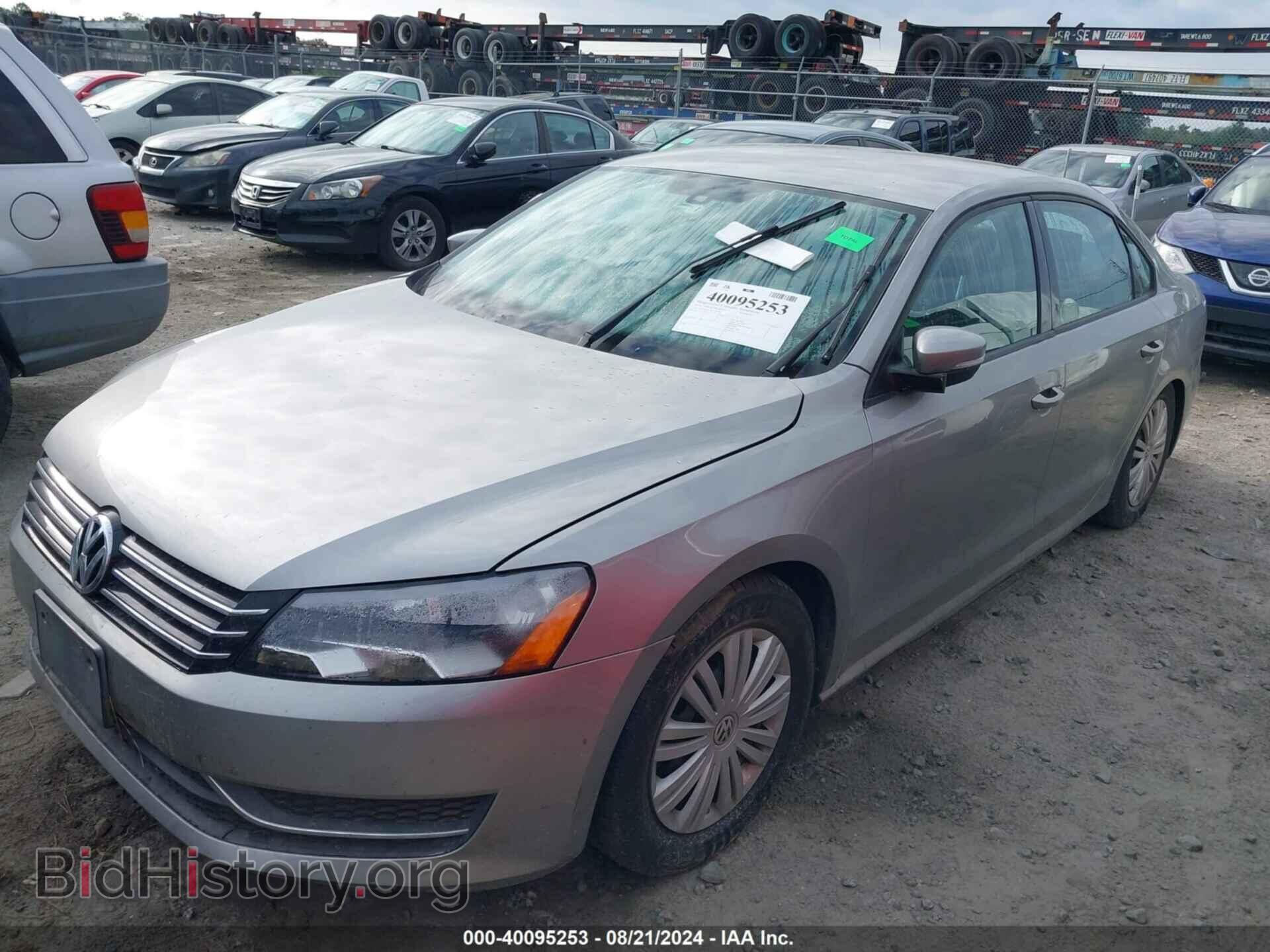2014 VOLKSWAGEN PASSAT - VIN: 1VWAT7A3XEC034740 - Фото 2