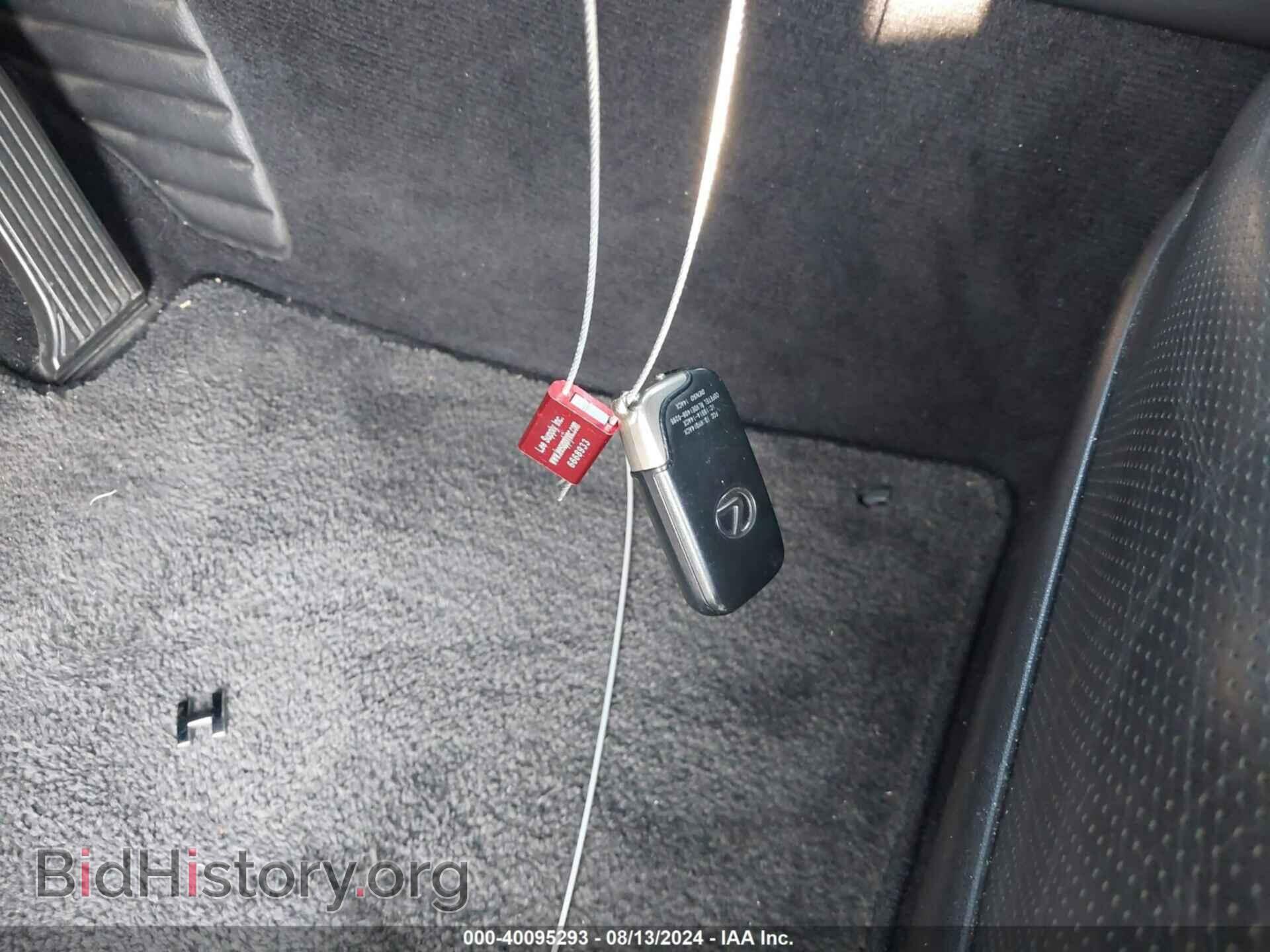 2010 LEXUS LS 460 - VIN: JTHBL5EF2A5094993 - Photo 11
