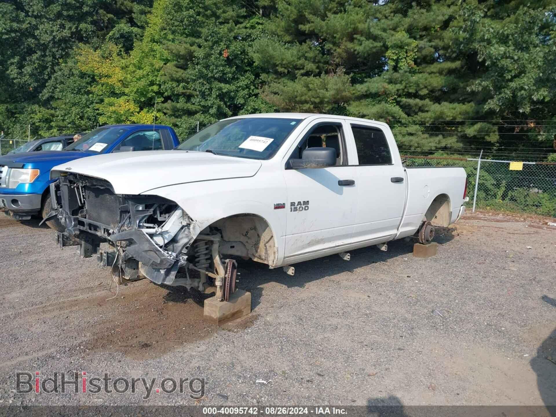 2018 RAM 1500 - VIN: 1C6RR7ST0JS189873 - Фото 2