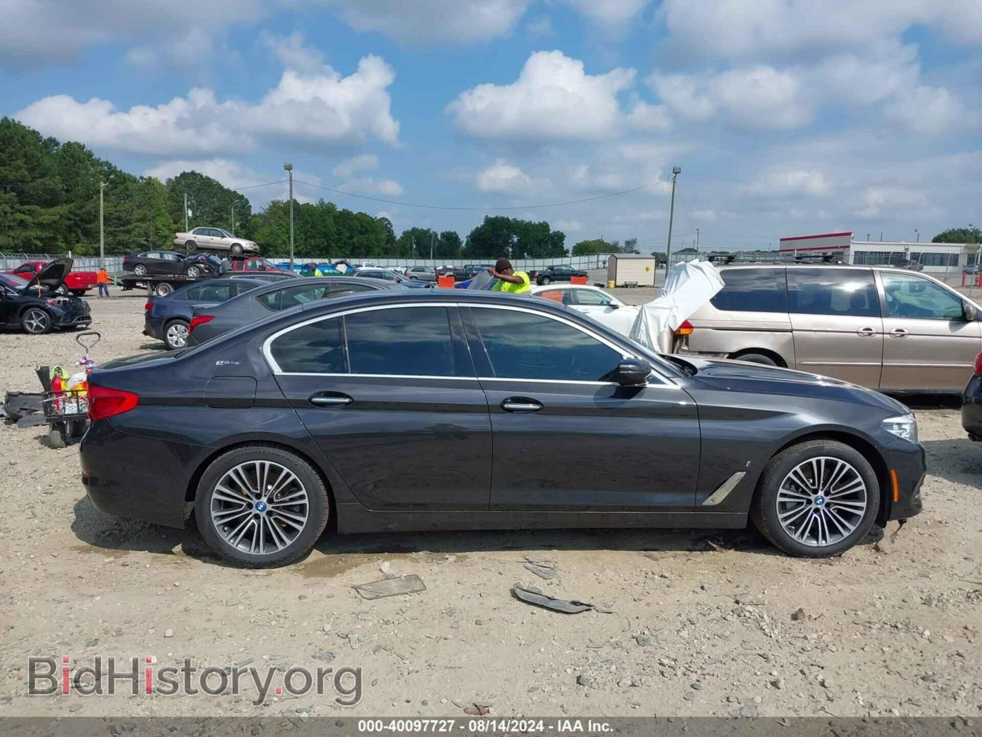 2018 BMW 530E - VIN: WBAJA9C50JB253044 - Фото 13