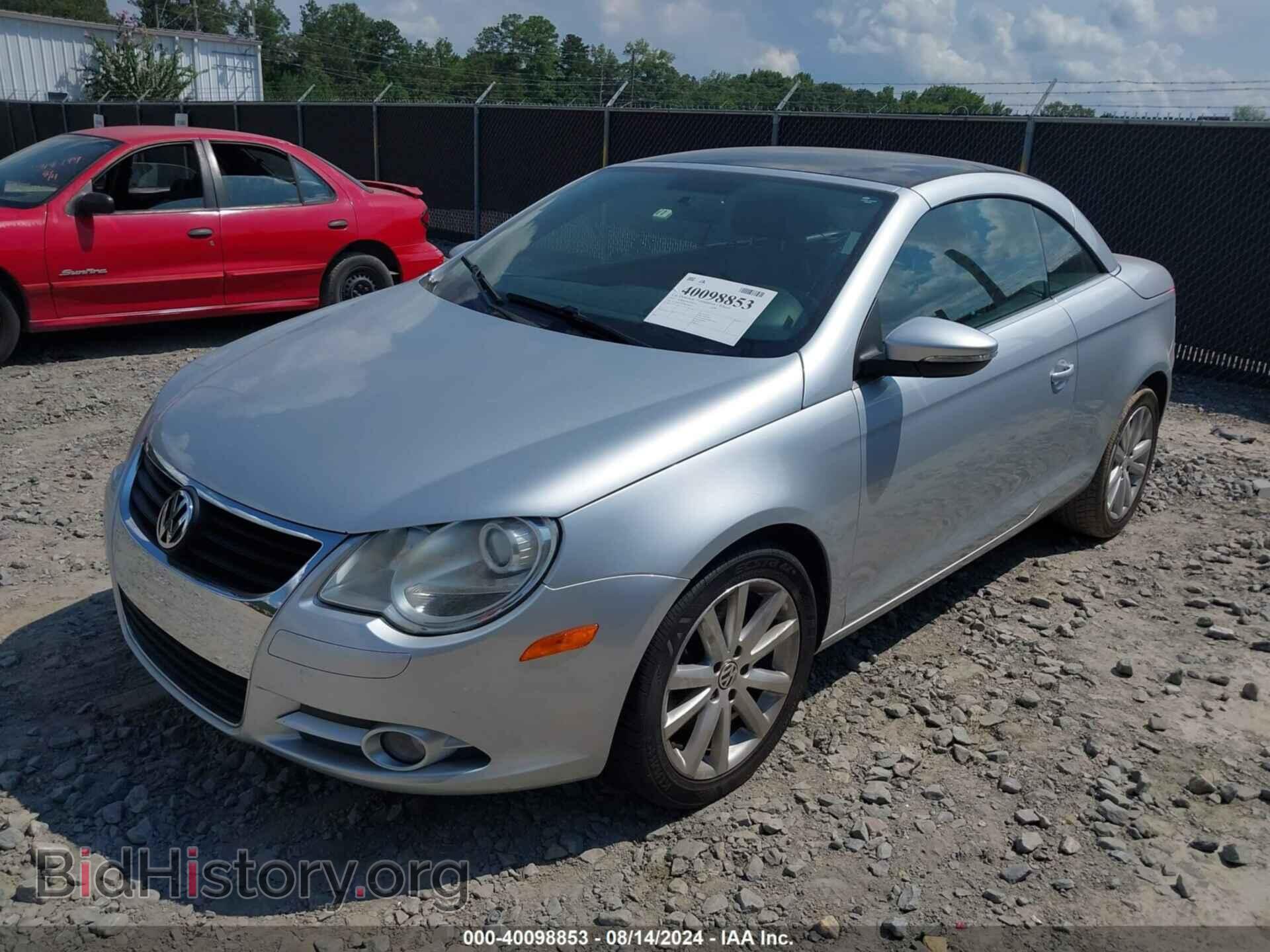 2011 VOLKSWAGEN EOS - VIN: WVWBA7AH5BV000567 - Фото 2