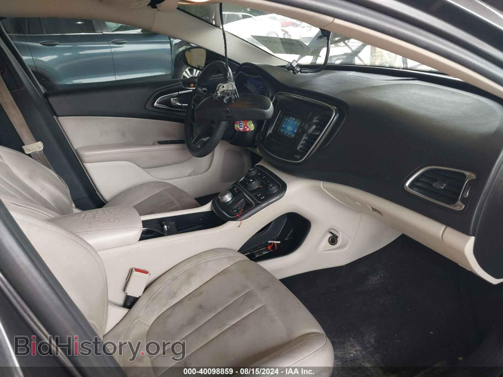 2016 CHRYSLER 200 - VIN: 1C3CCCAB8GN129210 - Photo 5