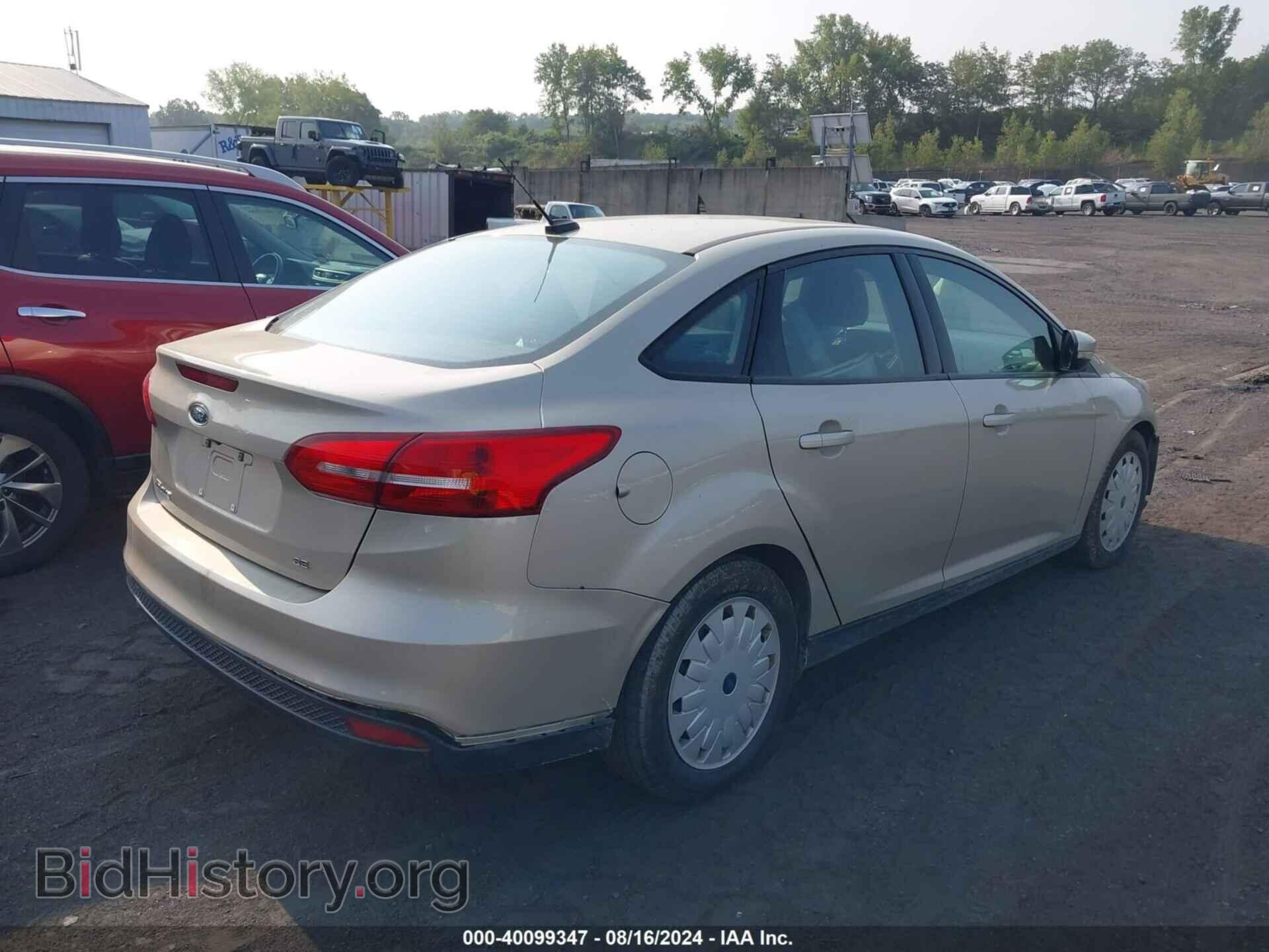 2017 FORD FOCUS - VIN: 1FADP3F2XHL209396 - Фото 4
