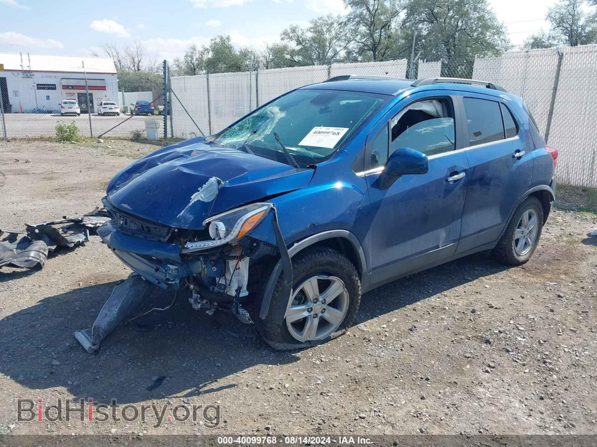 2019 CHEVROLET TRAX - VIN: 3GNCJPSB3KL217380 - Фото 2