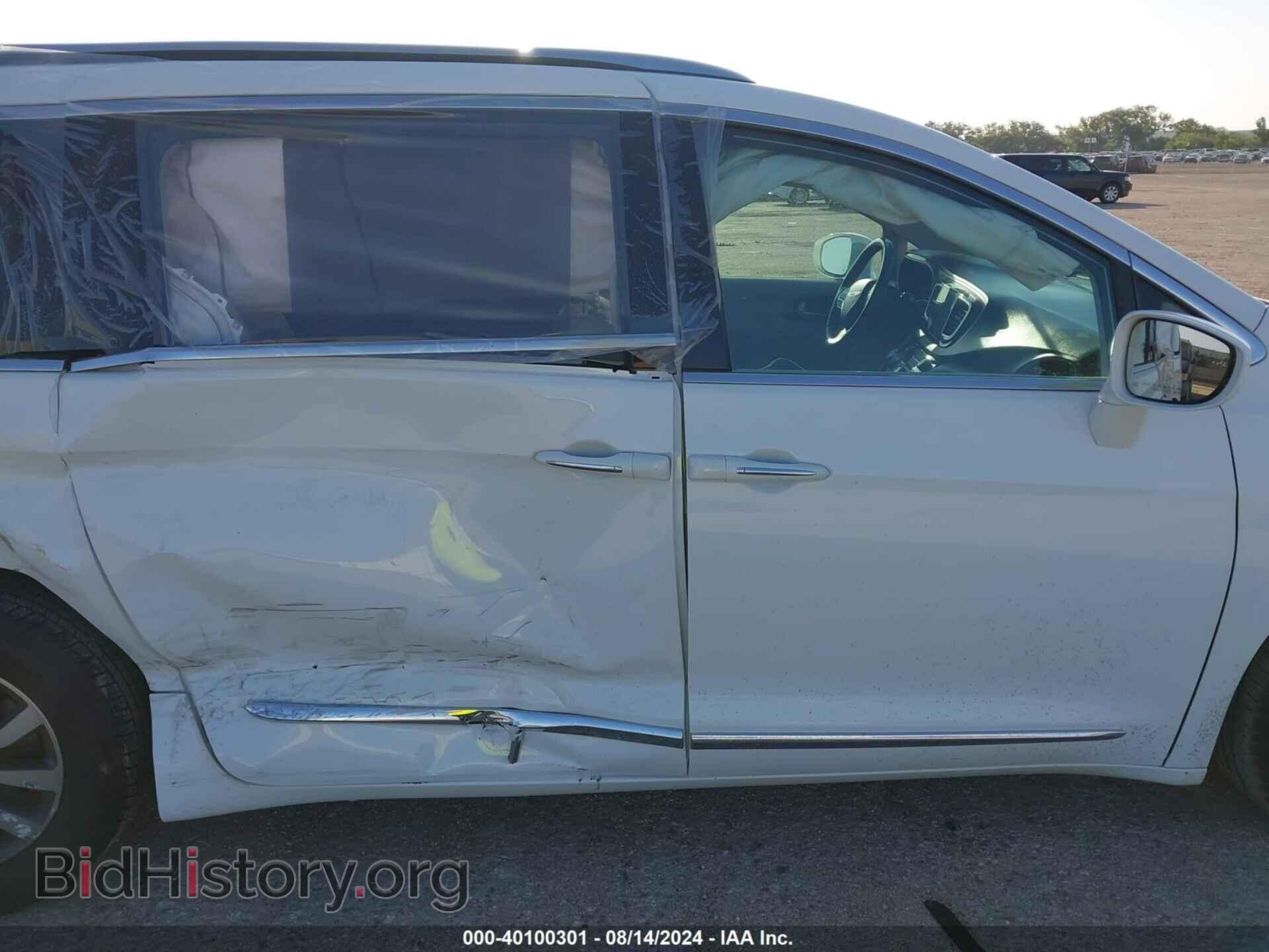 2019 CHRYSLER PACIFICA - VIN: 2C4RC1EG0KR667833 - Фото 13