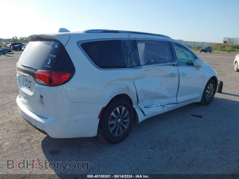 2019 Chrysler PACIFICA (VIN 2C4RC1EG0KR667833) — фото 4 из 16