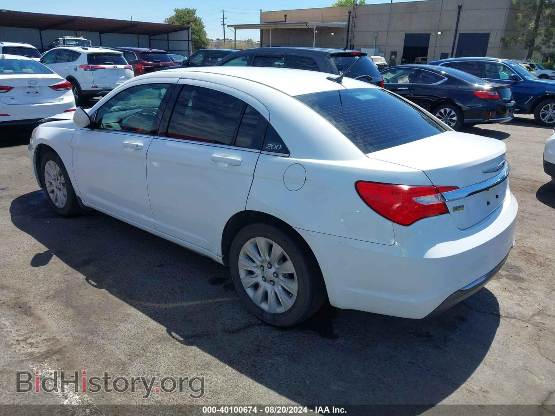 2012 CHRYSLER 200 - VIN: 1C3CCBAG3CN261730 - Фото 3