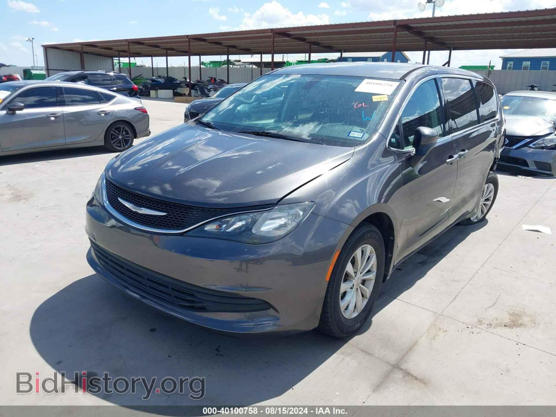 2017 CHRYSLER PACIFICA - VIN: 2C4RC1DG4HR723010 - Photo 2