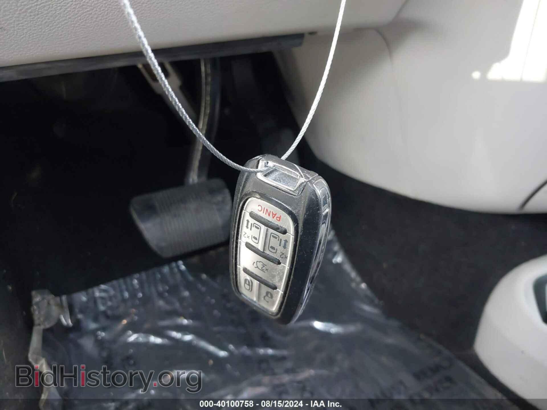 2017 CHRYSLER PACIFICA - VIN: 2C4RC1DG4HR723010 - Photo 11