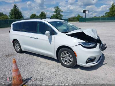 2022 Chrysler PACIFICA Touring L, white — VIN 2C4RC1BG3NR139101, IAAI