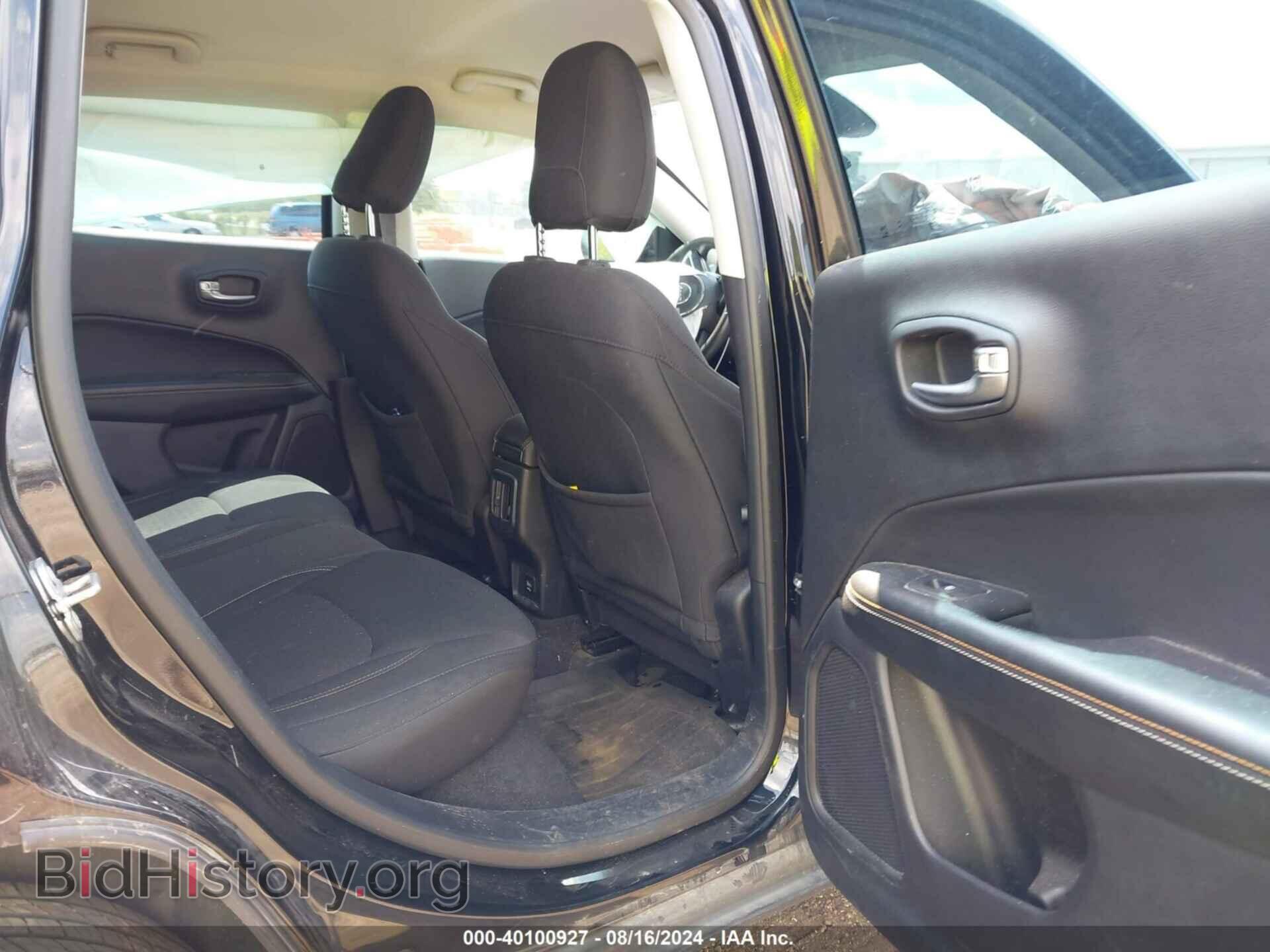 2018 JEEP COMPASS - VIN: 3C4NJDAB9JT146184 - Фото 8