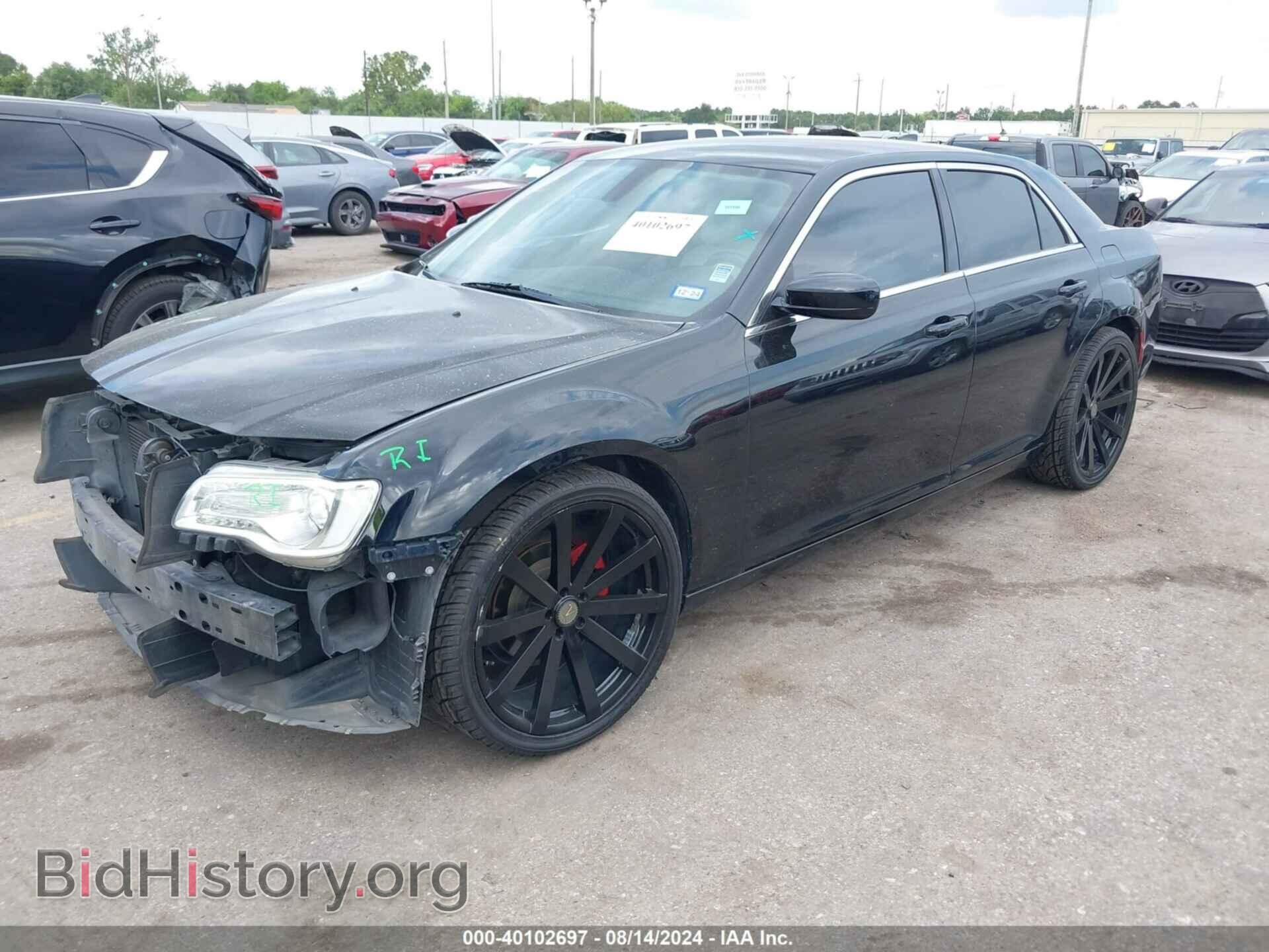 2015 CHRYSLER 300 - VIN: 2C3CCAAG7FH921436 - Фото 2