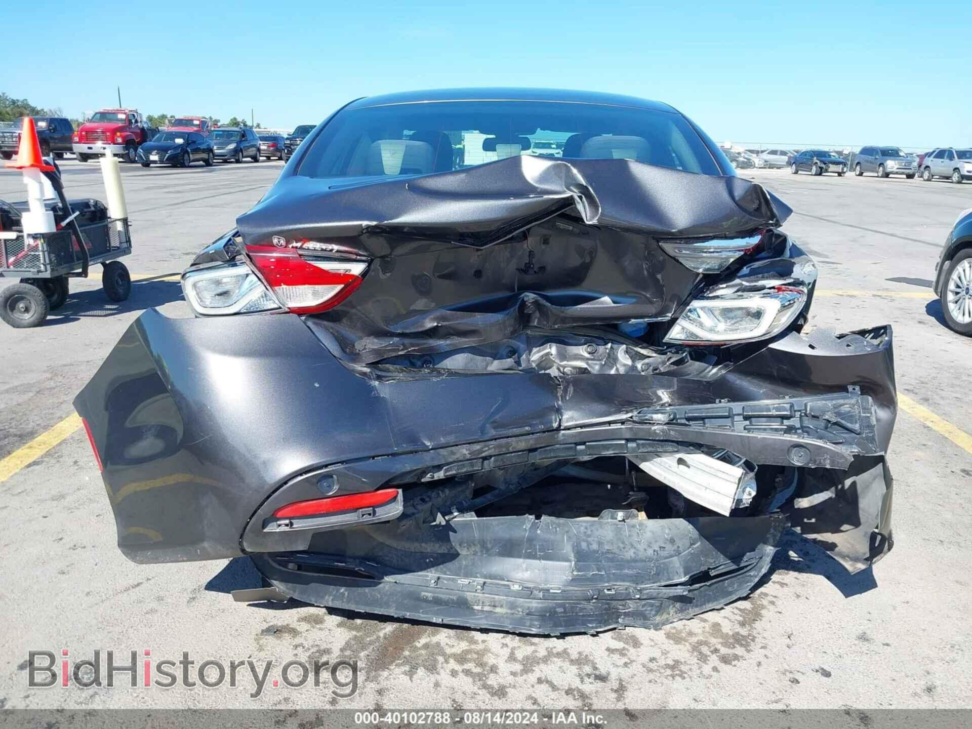 2016 CHRYSLER 200 - VIN: 1C3CCCAB5GN163668 - Фото 6
