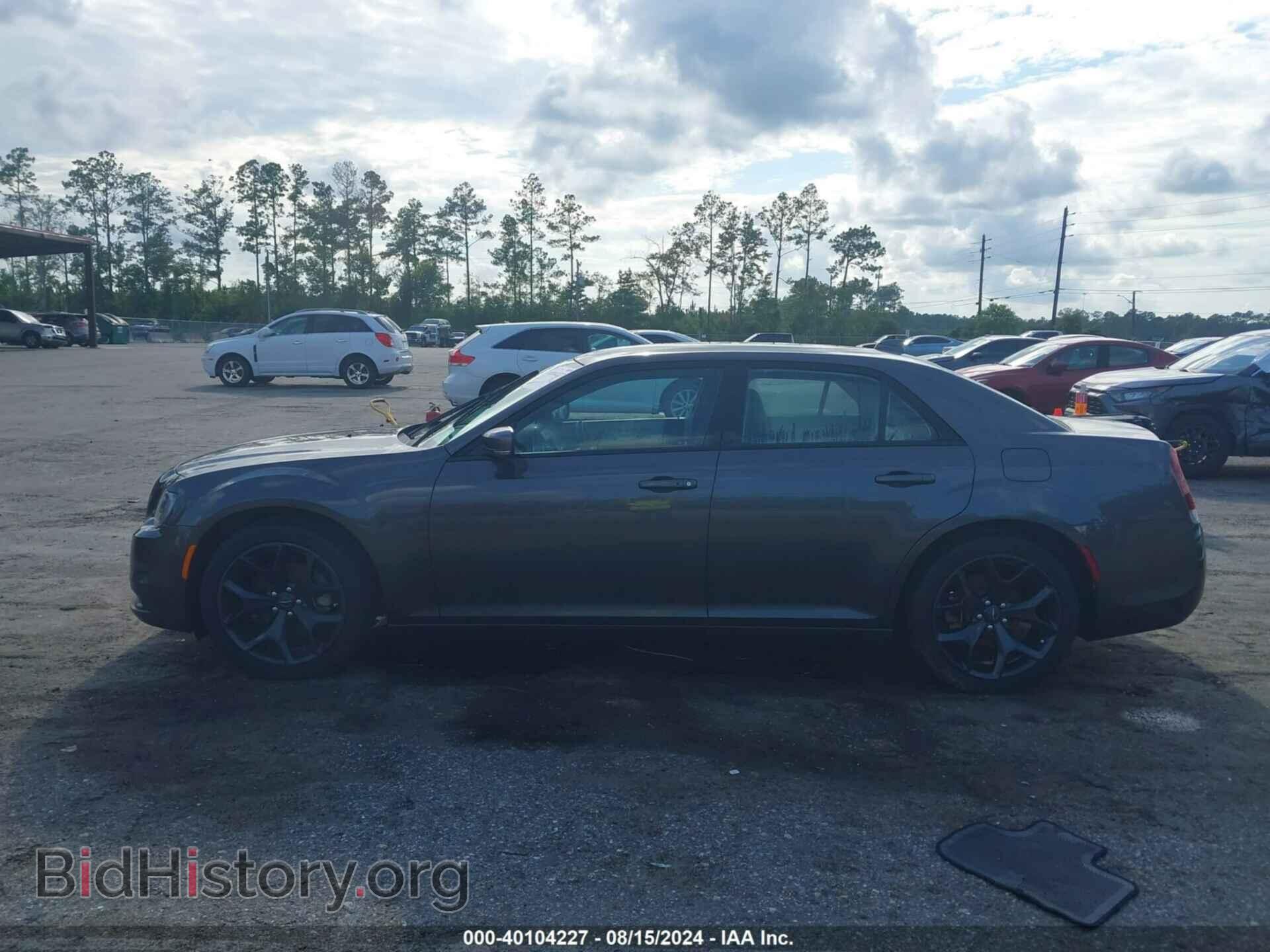 2021 CHRYSLER 300 - VIN: 2C3CCABG0MH554455 - Фото 14