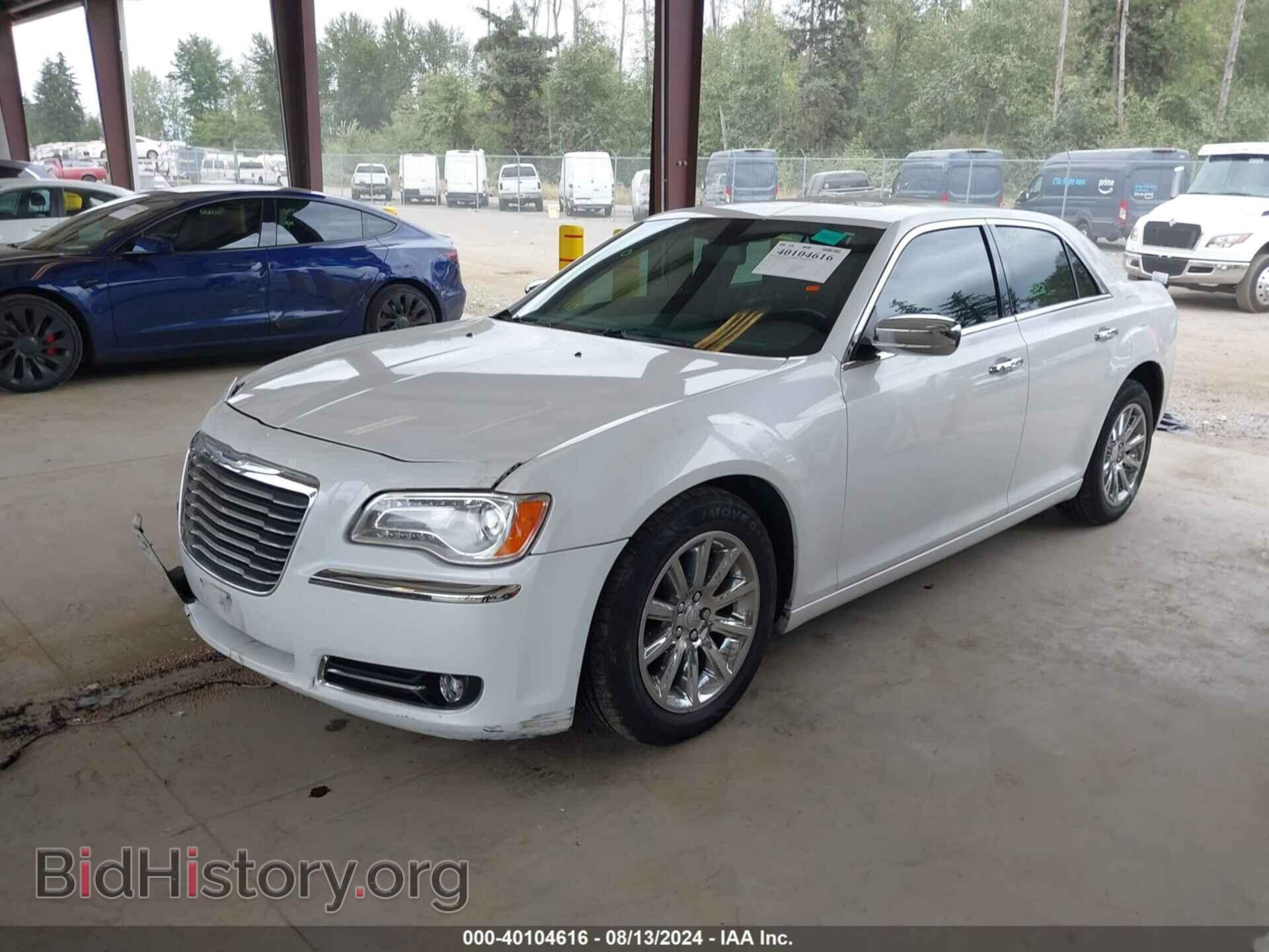 2014 CHRYSLER 300C - VIN: 2C3CCAEG6EH262919 - Фото 2