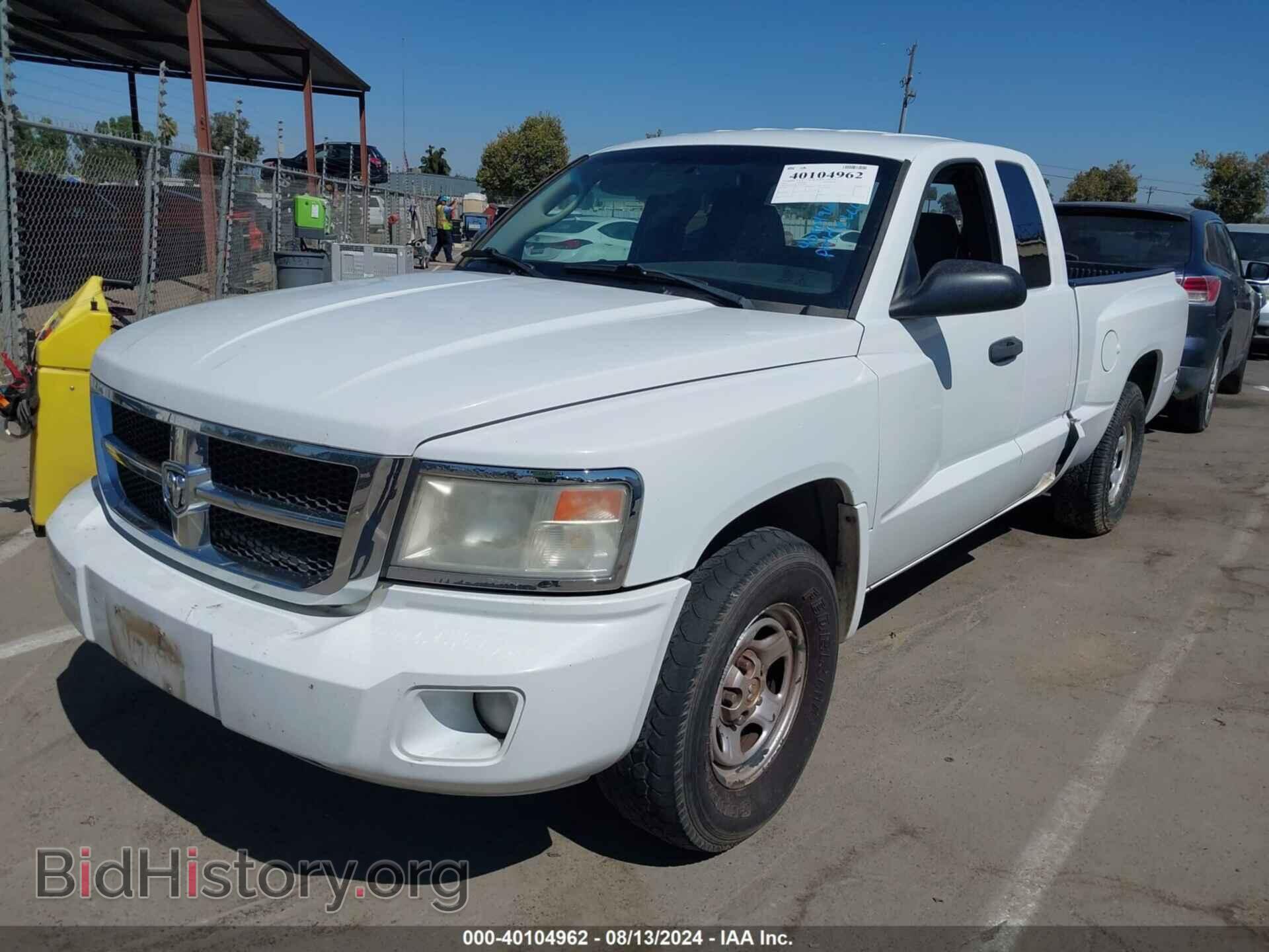 2010 DODGE DAKOTA - VIN: 1D7CE2BK2AS147554 - Фото 2