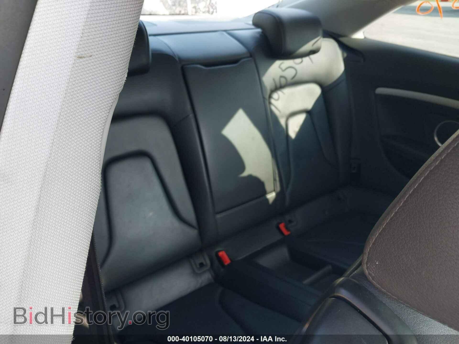 2011 AUDI A5 - VIN: WAURFAFR6BA040563 - Фото 8