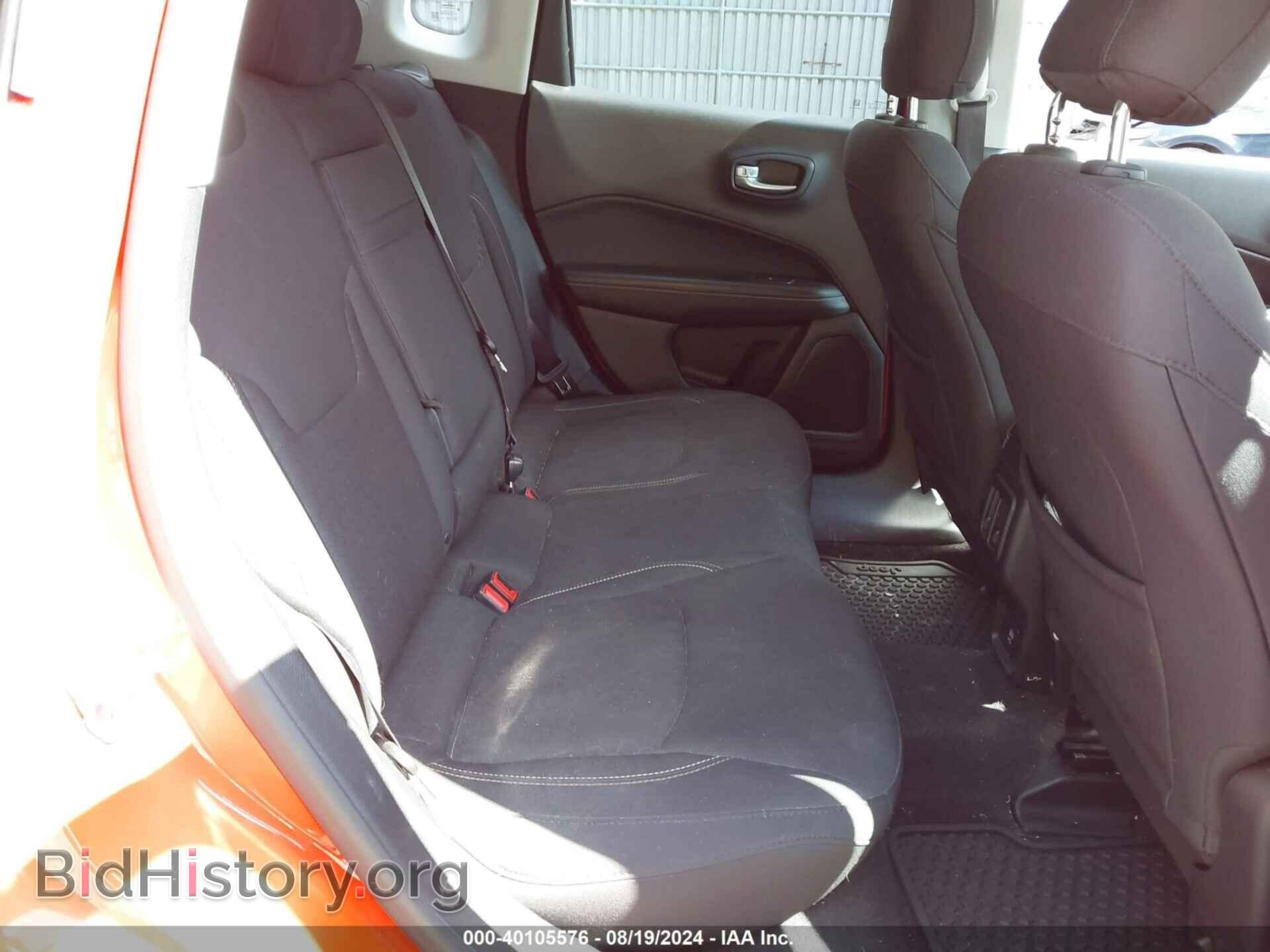 2018 JEEP COMPASS - VIN: 3C4NJCAB2JT105423 - Фото 8